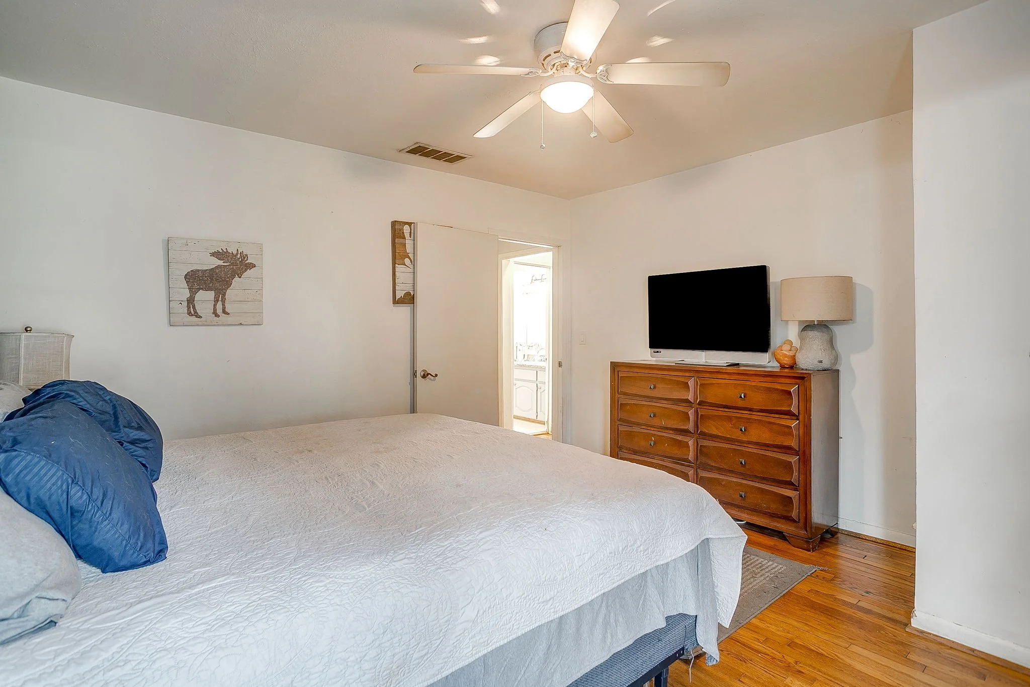 3817 Oaklawn Dr (12 of 20).jpg