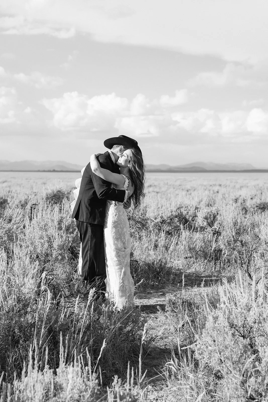 Cheyenne + Matthew Bnw-183.jpg