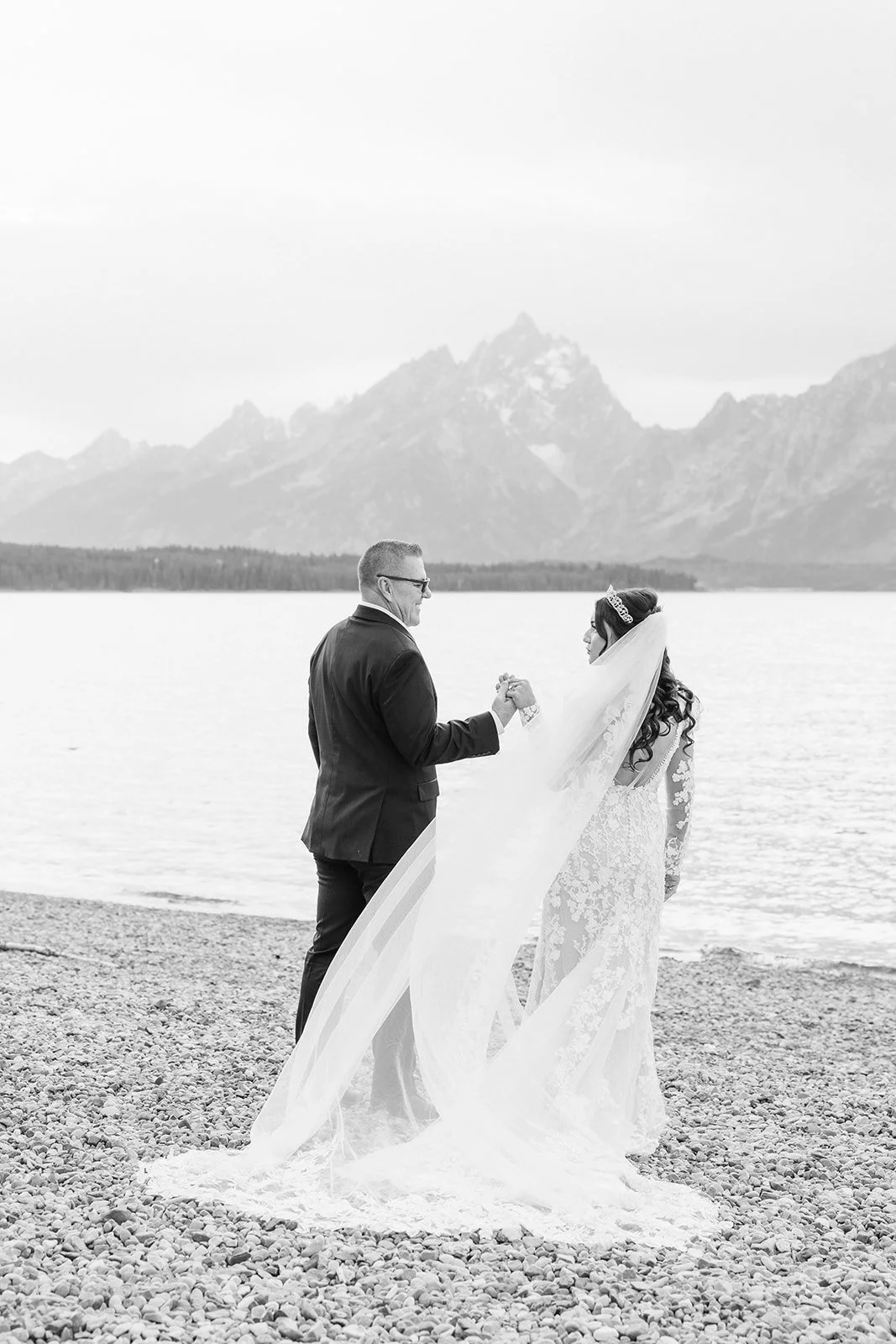 moneyhun oct bnw-27.jpg