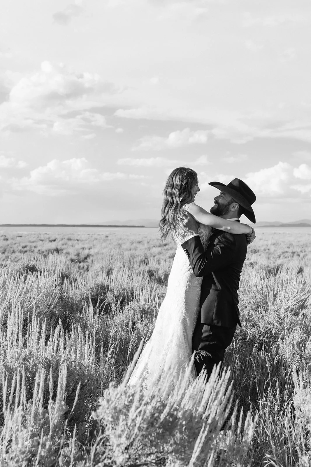 Cheyenne + Matthew Bnw-206.jpg