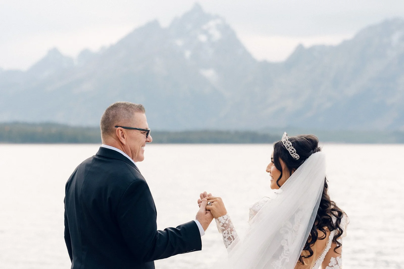 moneyhun oct color-25.jpg