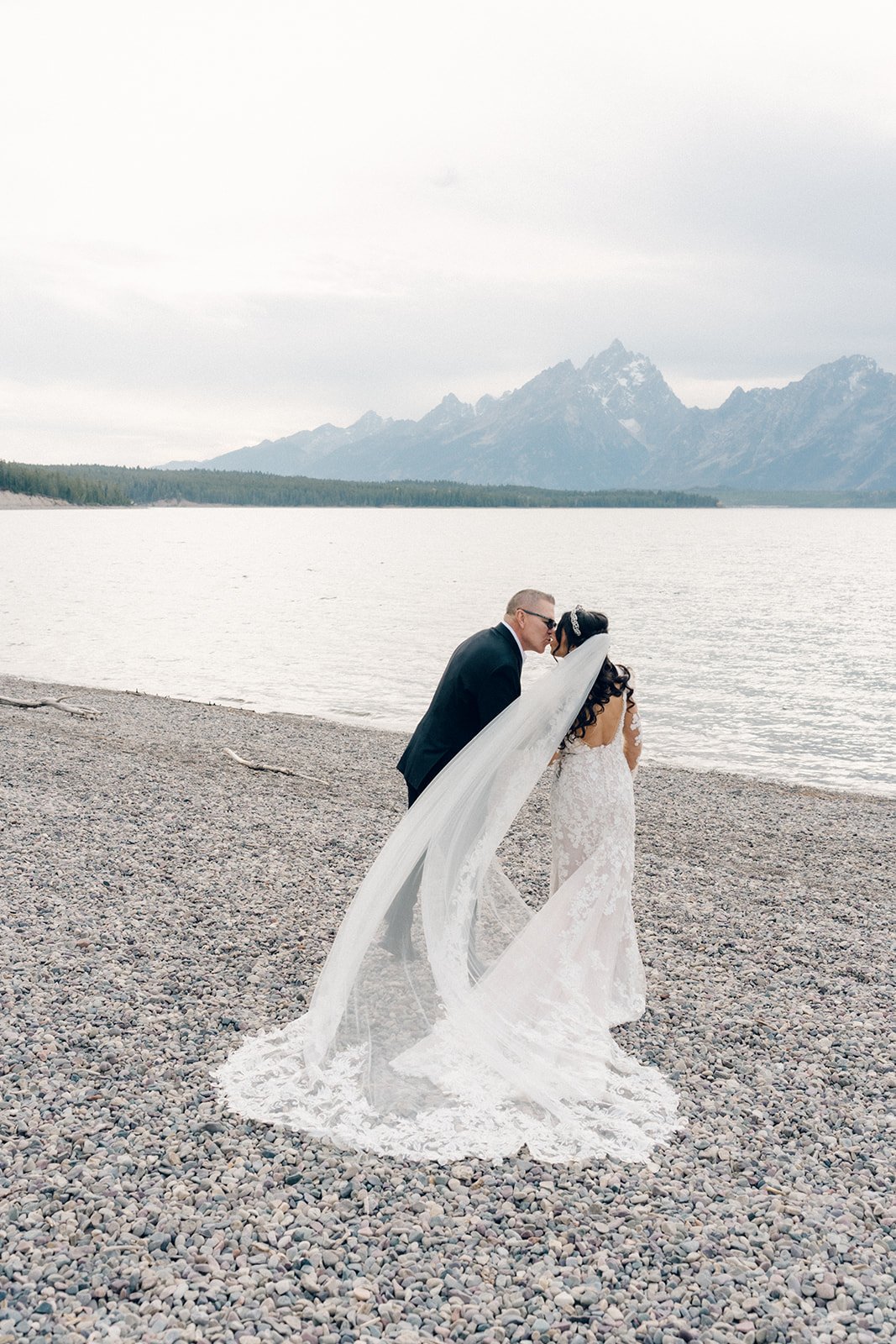 moneyhun oct color-13.jpg