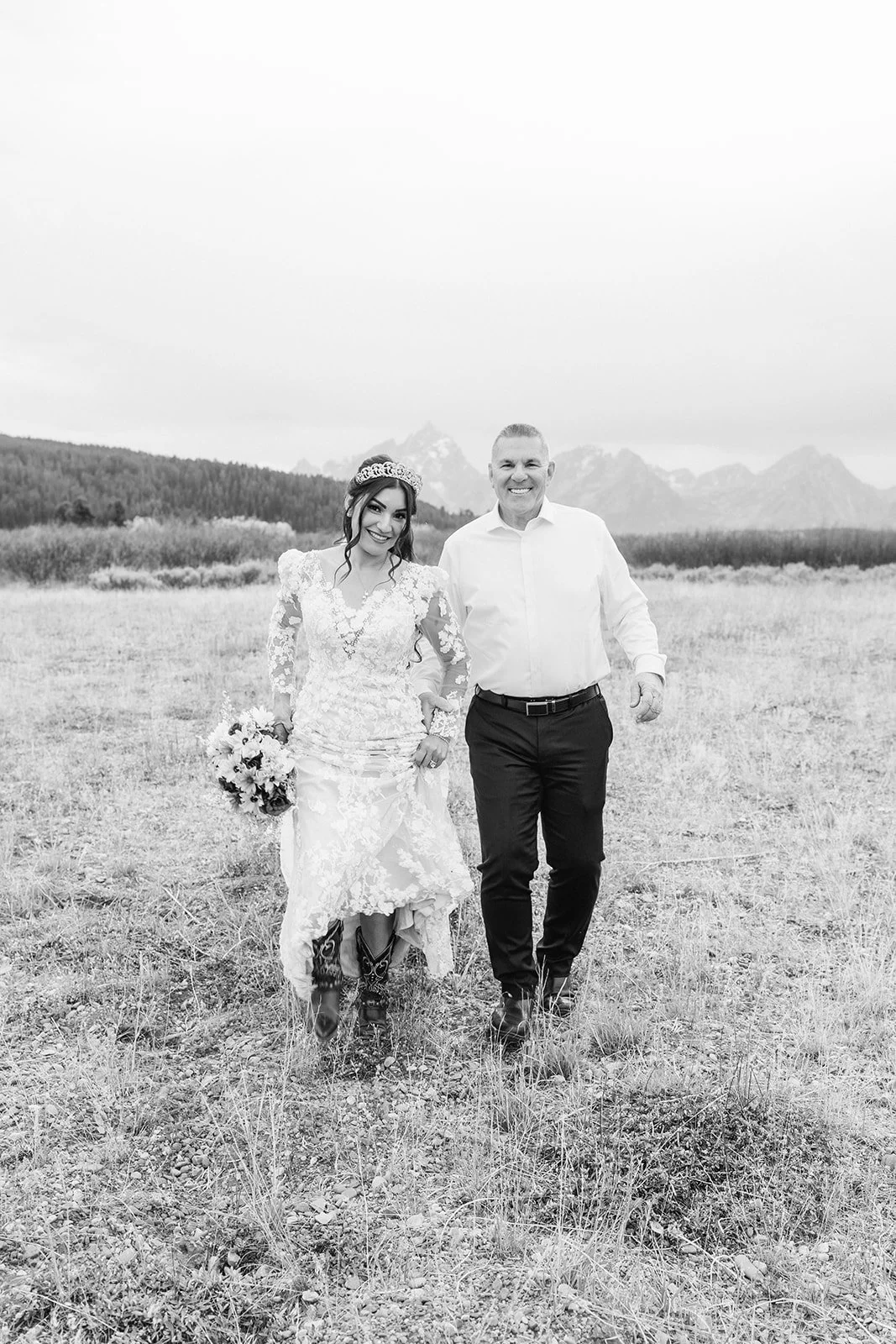 moneyhun oct bnw-105.jpg