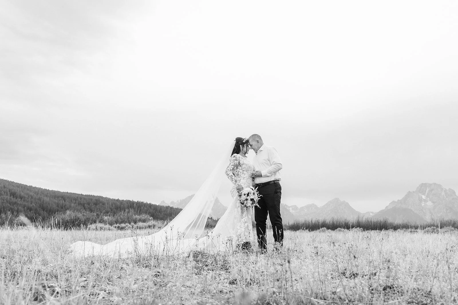 moneyhun oct bnw-94.jpg