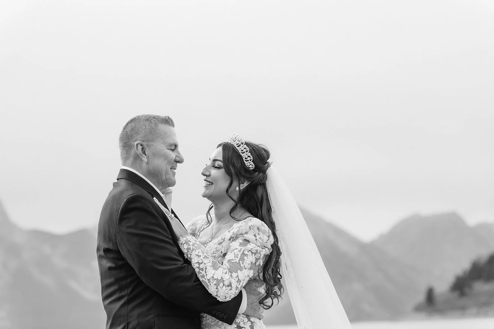 moneyhun oct bnw-58.jpg