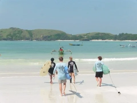 Good times with good people 🌊🌊🌊 @surfingbanditoslombok