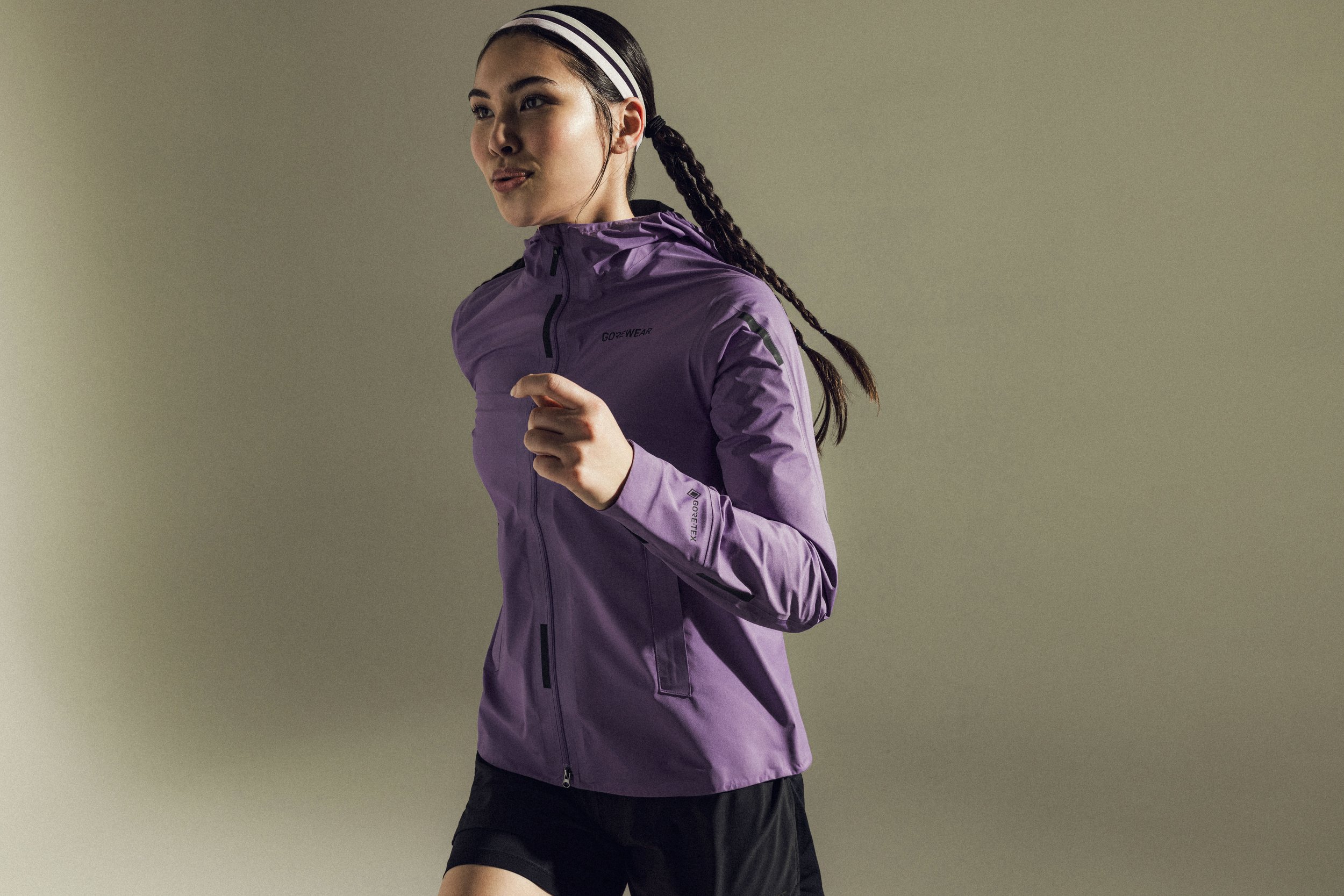 CONCURVE-GTX-JACKET_101067-SCRUB-PURPLE-CONCURVE-GTX-JACKET-WOMENS_02499.jpg