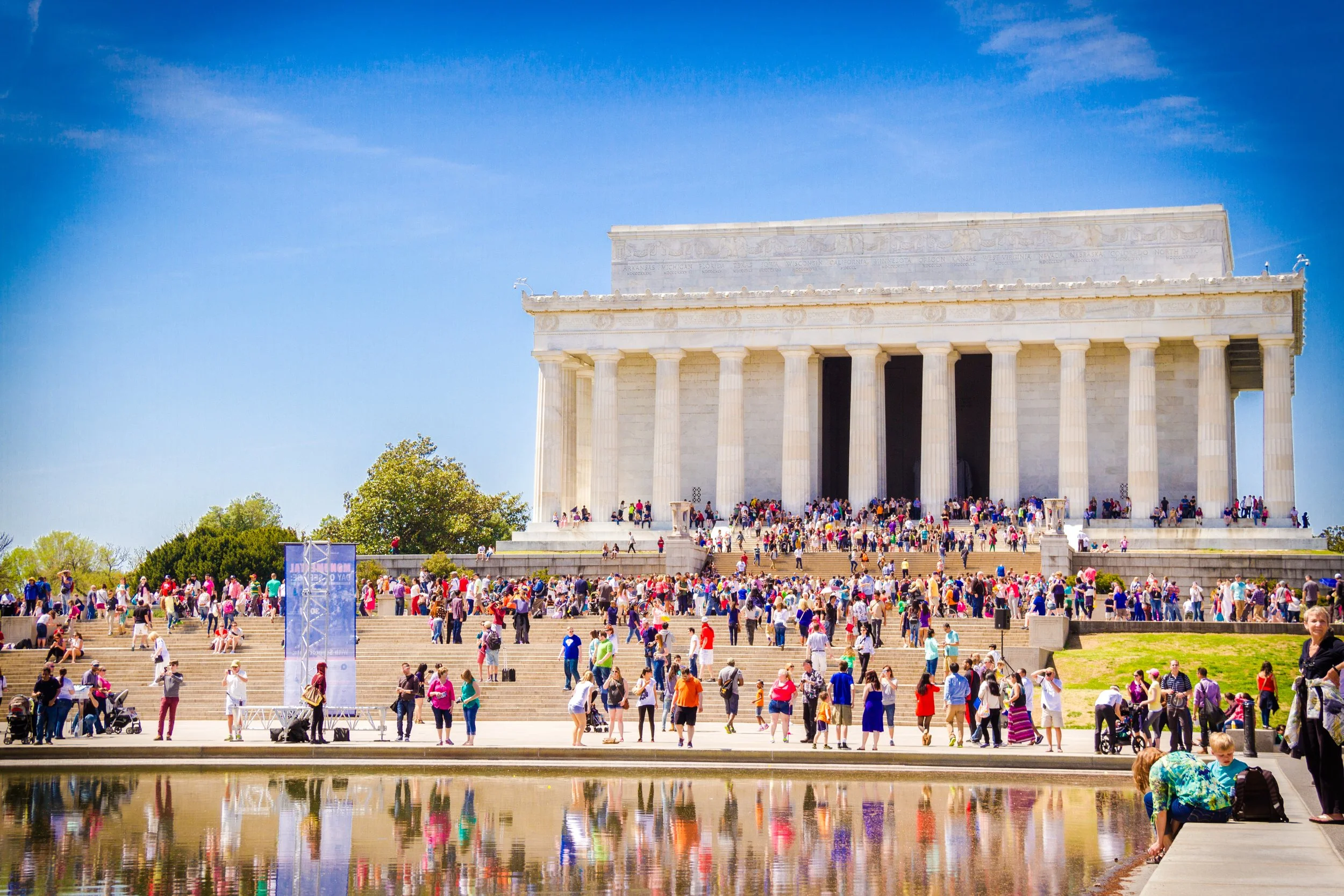 Visitors at the Lincoln Memorial.JPG
