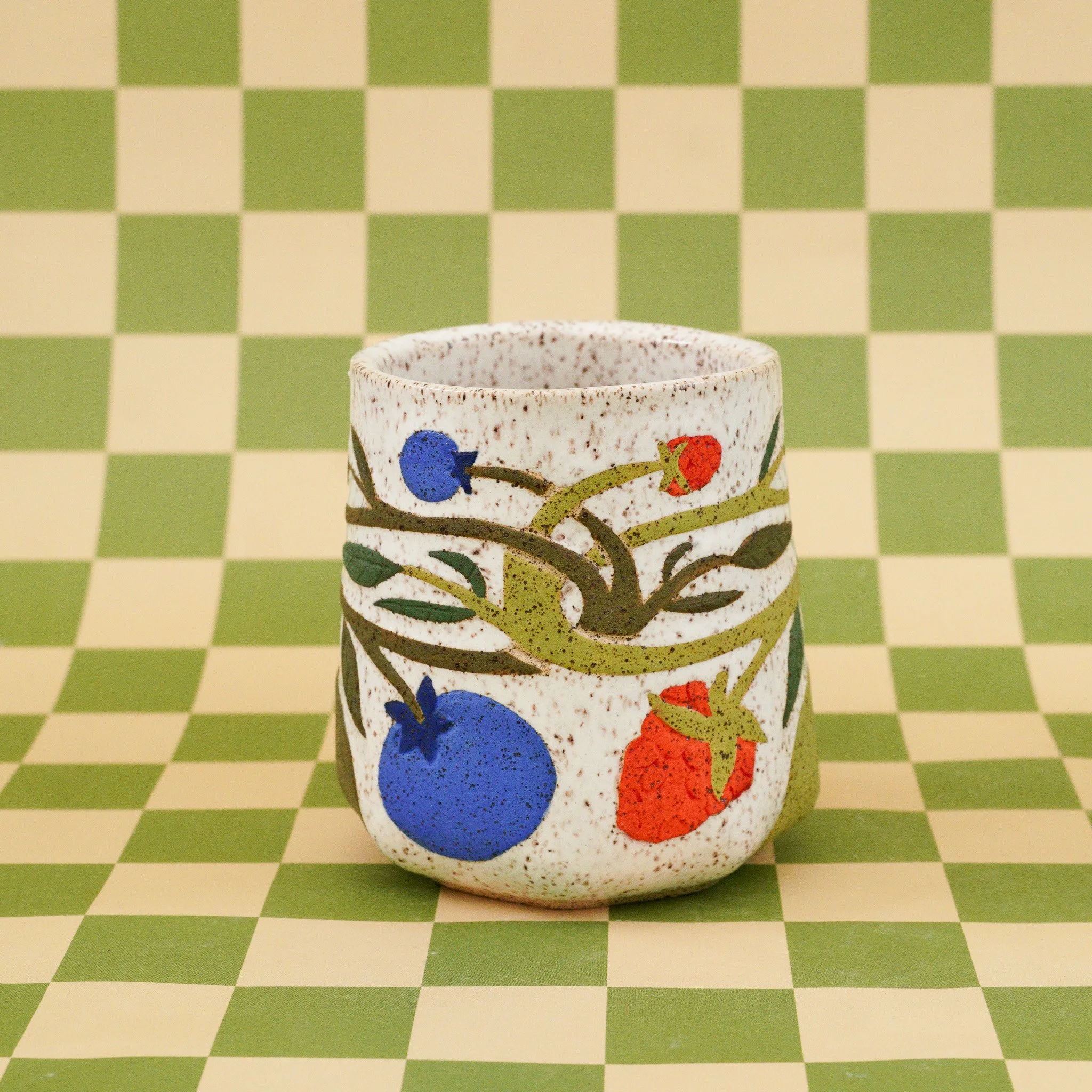 Berry Mug 2.jpg