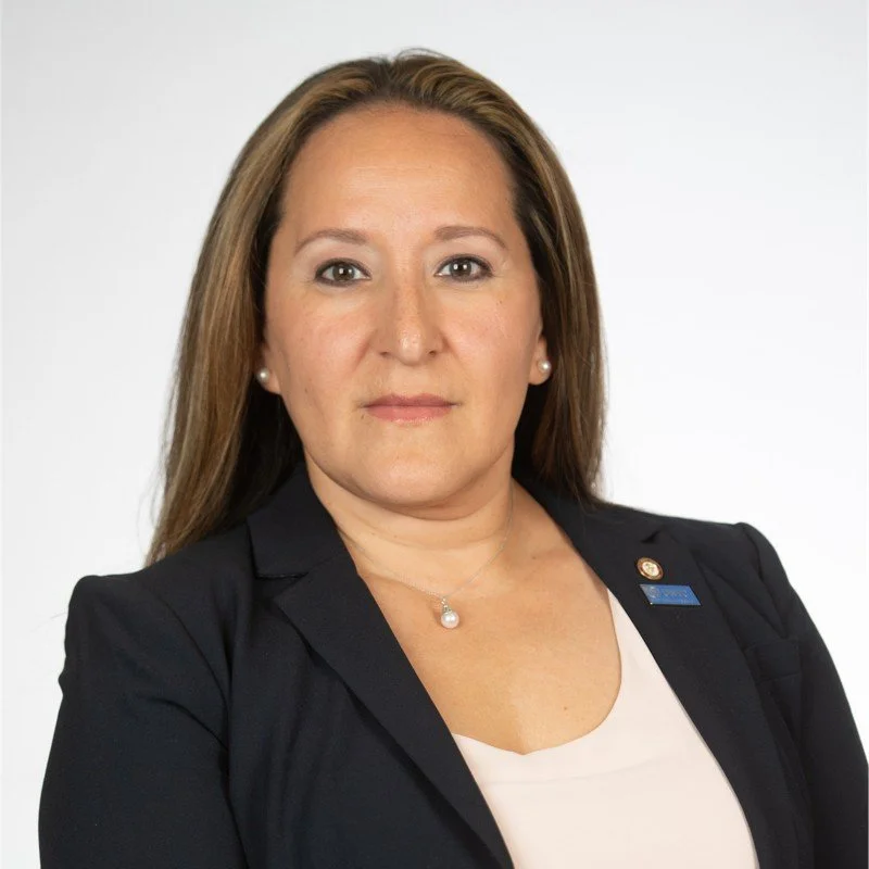 A picture of the director Betsy Montañez