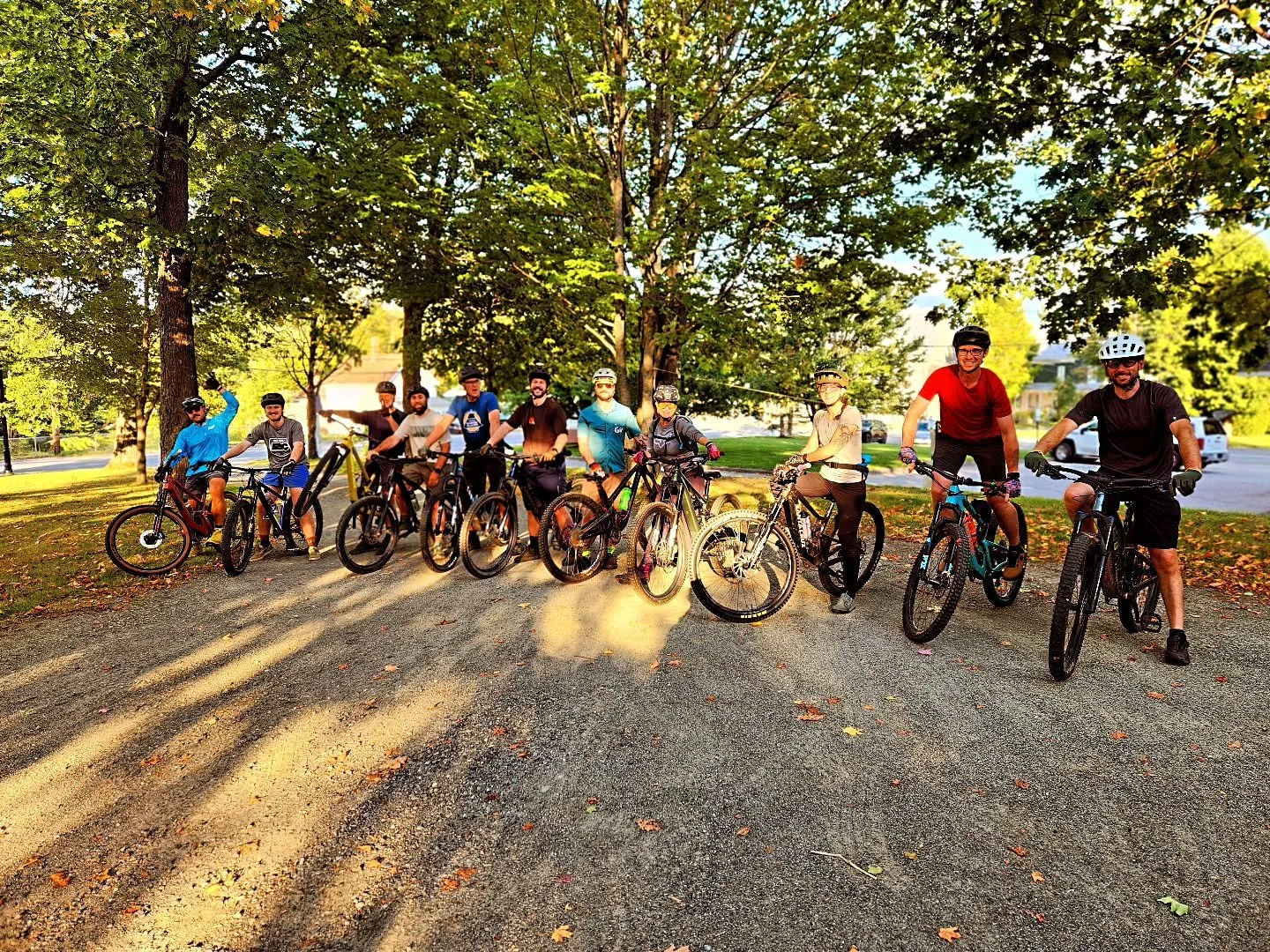 Big crowd for last week's group ride! Let's do it again! It leaves RF at 5:30 and heads up to @freemanridgebike park then back to Fatties around 7:15. 

We'll be open out back at the #snikibar
Thursday 4-8 (group 🚴&zwj;♀️🚴&zwj;♀️ at 5:30)
Friday an