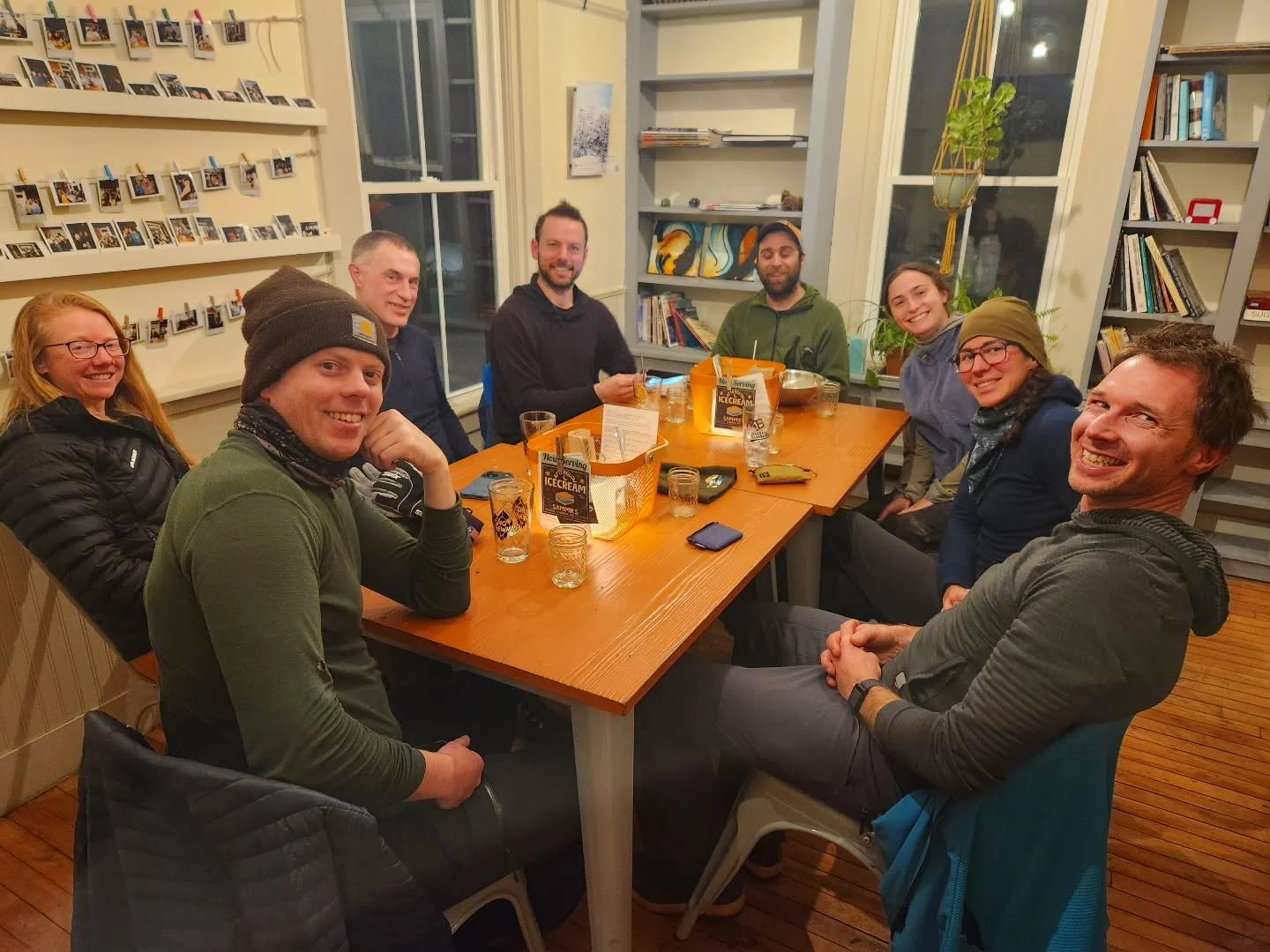 💥Adventure night tonight! Meet here at 5:30 for a warm xc ski. No requirement to party with this rowdy crowd after although it looks like a good time! 

🍹Robmac is working on a special bevvvvvy for vvvv day Saturday. Otherwise, we'll have a groovy 