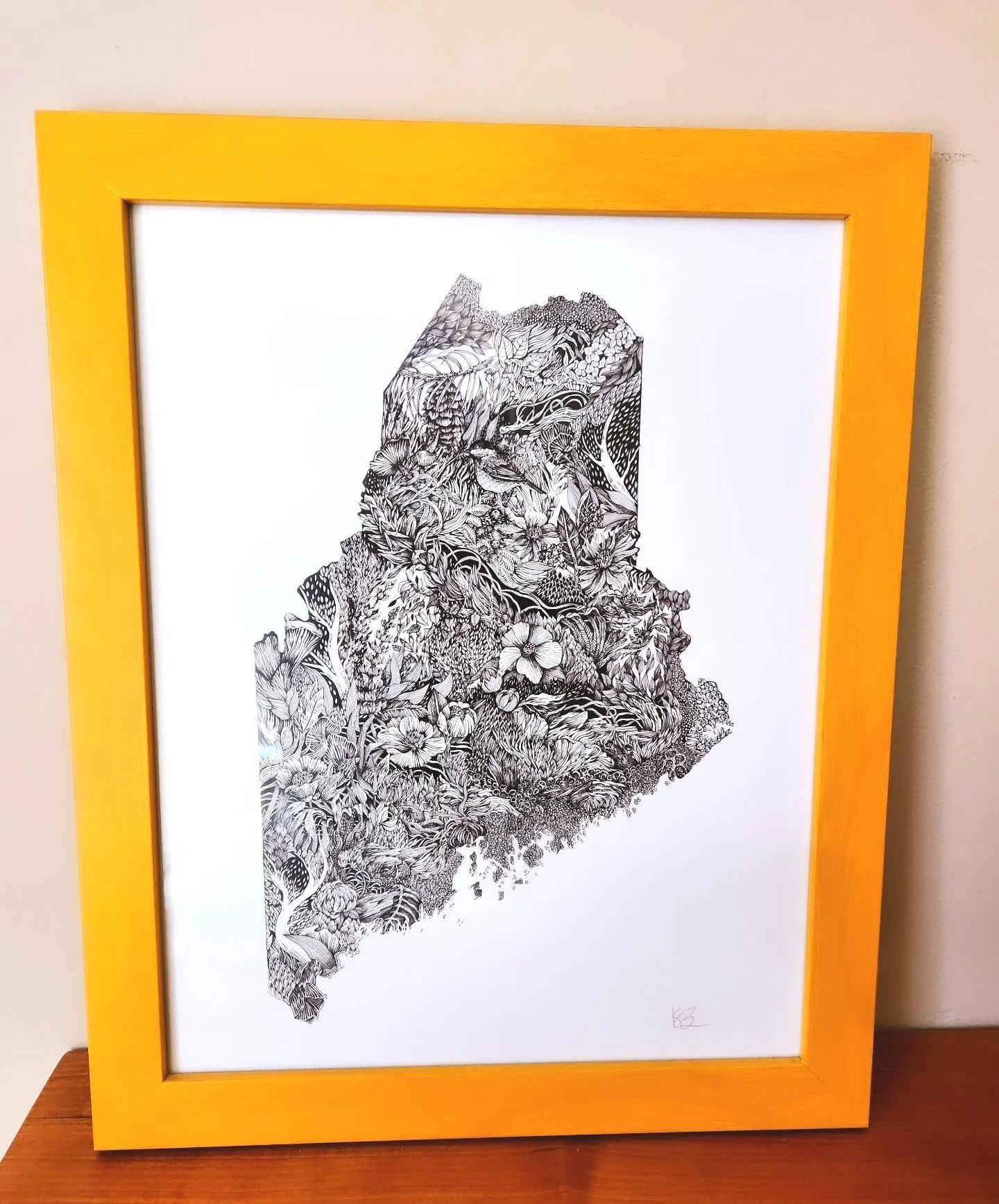 Hey friends! We'll be hosting another #maineartist for June and July--the @kateburgau! We love her designs--have you seen one out there in the wild?

We will be reopening for the summer  on June 5th, the night of the first summer #kingfieldmaine #art