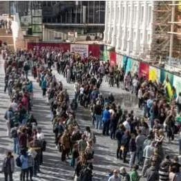Do you have a passion for libraries?
Positive news with #candokiwis 
Thousands queue as doors open at revamped Wellington Library after seven years. Thousands queued up outside the Wellington Central Library Te Matapihi ki te Ao Nui on Saturday as it