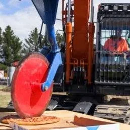 Do you have a passion for diggers?
Positive news with #candokiwis 
Slicing pizza using a digger: How to win the national digger operator title. A Northland contractor has retained his national digger operator crown by successfully slicing a pizza wit