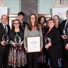 Do you have a passion for science?
Positive news with #candokiwis 
Awards for the best and brightest of New Zealand science. A University of Auckland team responsible for optimising life-saving treatment for oxygen-deprived infants has won the 2025 P