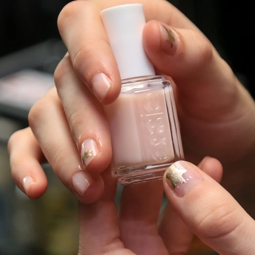 Moving into the new year the same way we work slowly, thoughtfully, with subtle shine. ⭐️