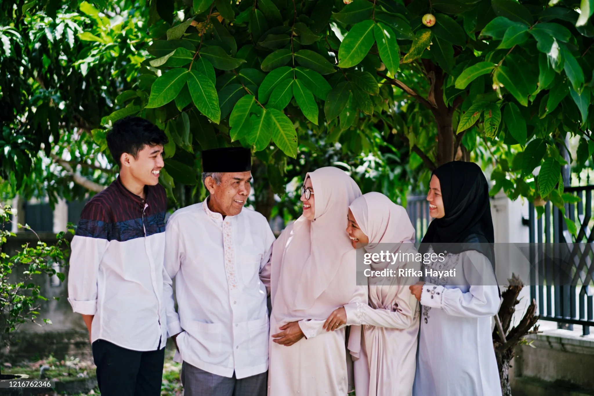 The Indonesian American Family Health Project: Exploring Experiences of Acculturation and Well-being