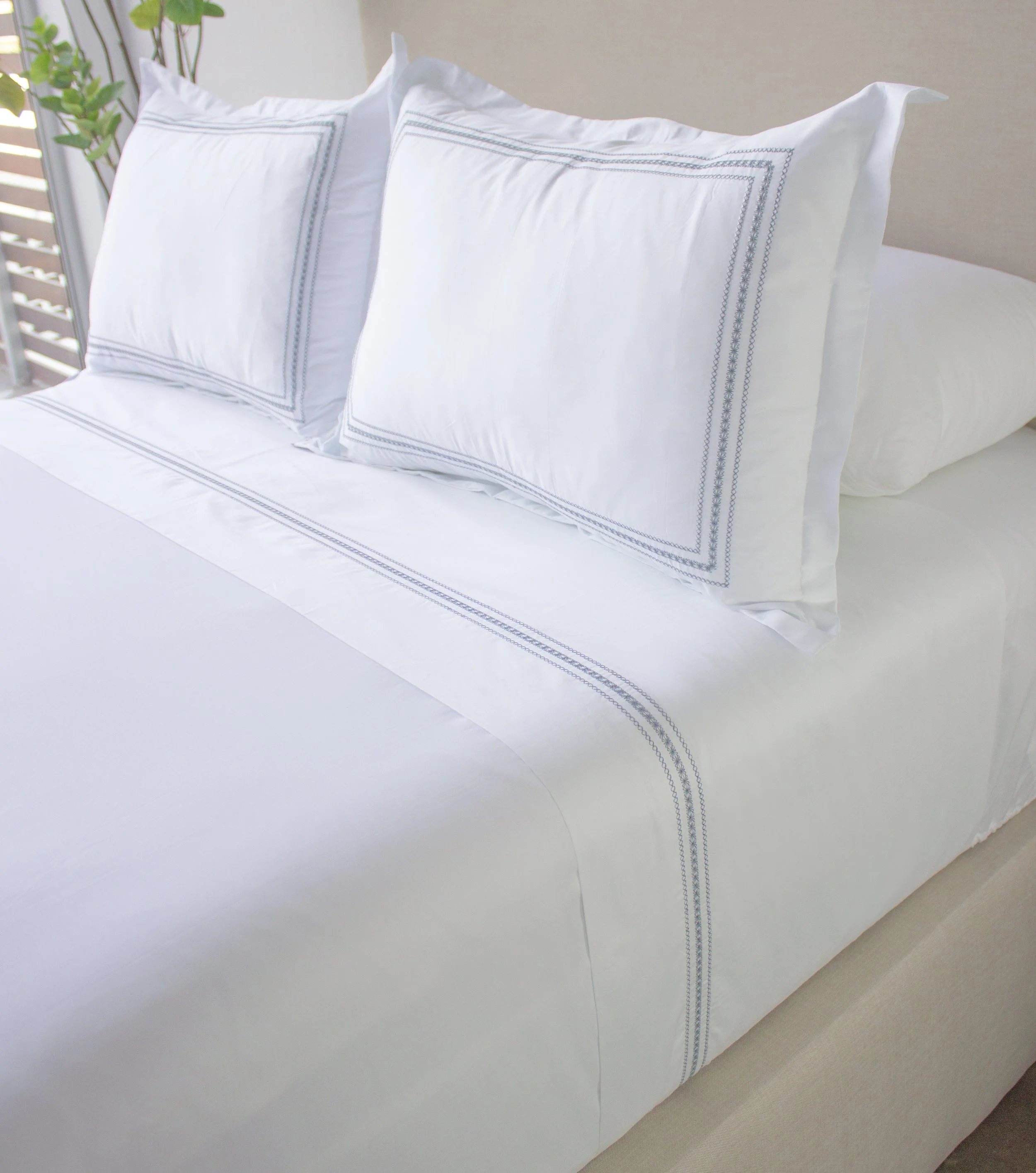 JULES GREY - SABANA PLANA Y FUNDAS DE ALMOHADA.jpg