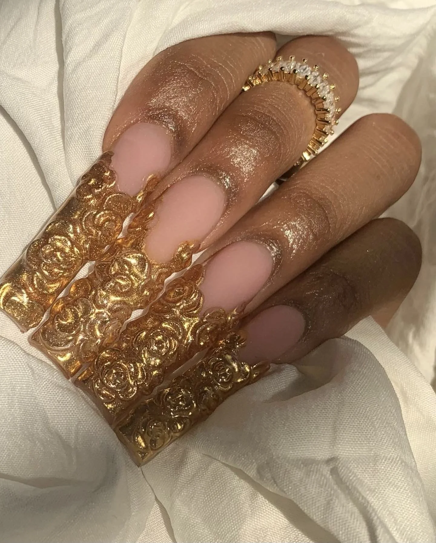 GOLDEN ROSE | 2021