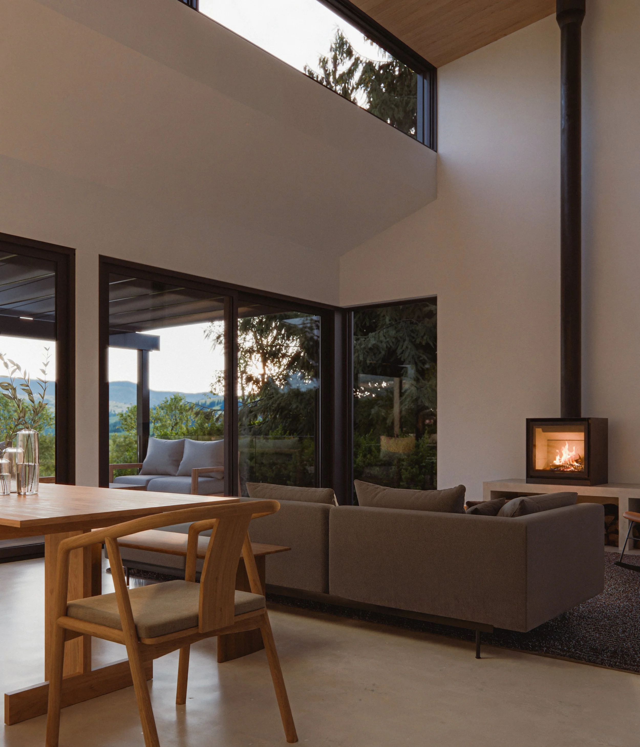 OISO__HIDDENS TUDIO_HILLCREST_VSK005-2.jpg