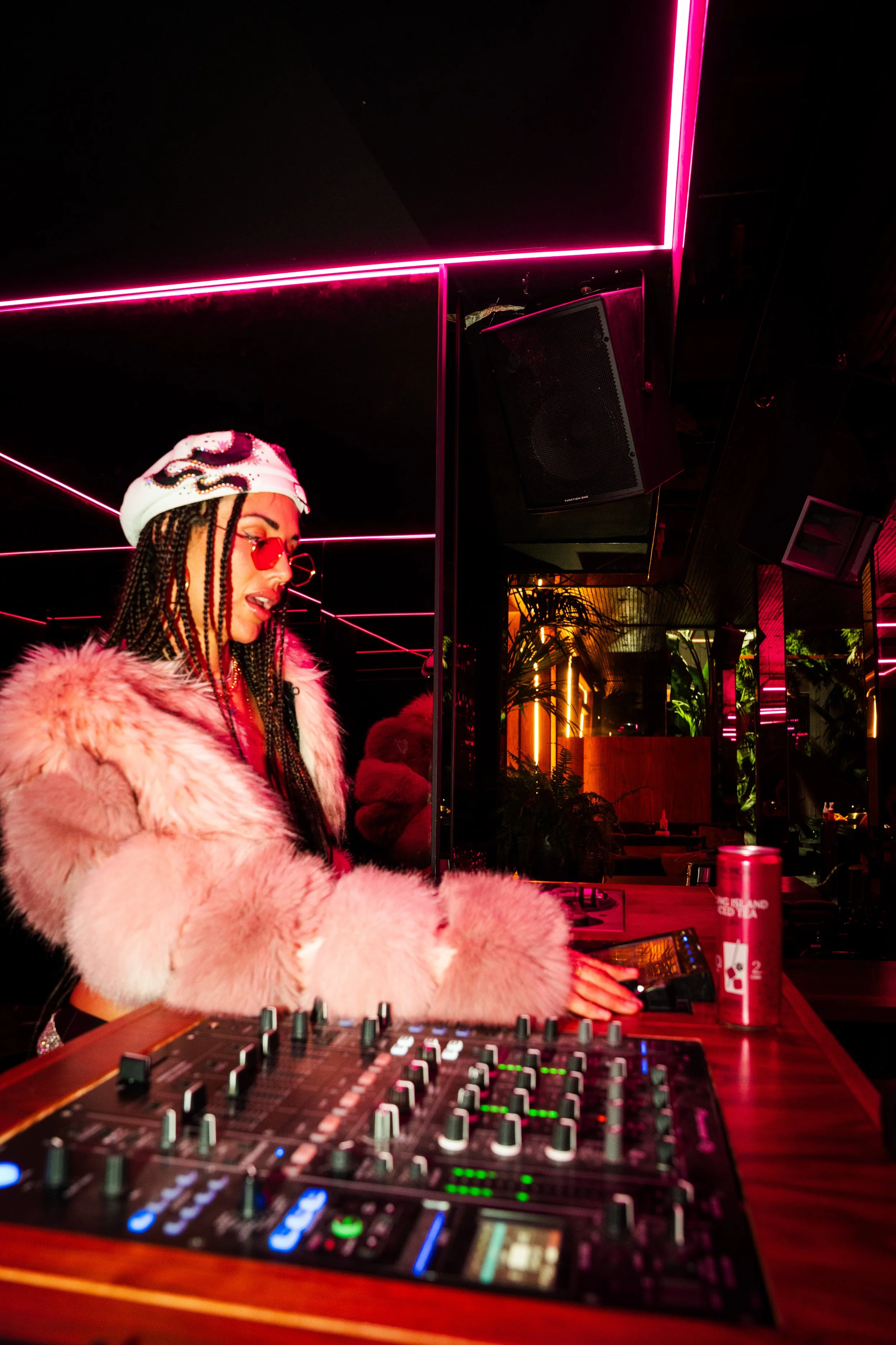Better Way 2.0 - Happy Hour x shotbynesha-129.jpg