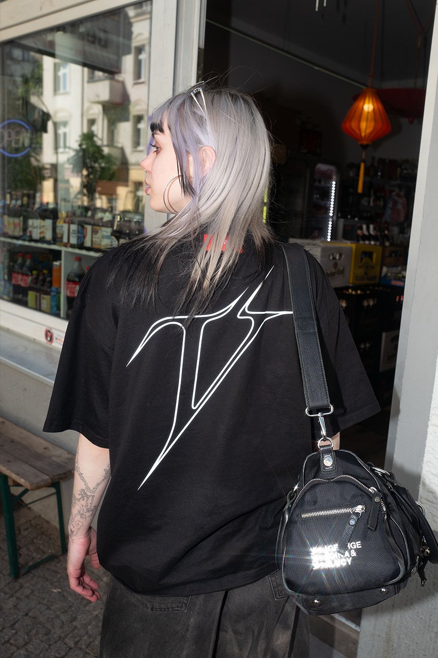 Vertigo-Clothing-T-Shirt-V-Back-02.jpg