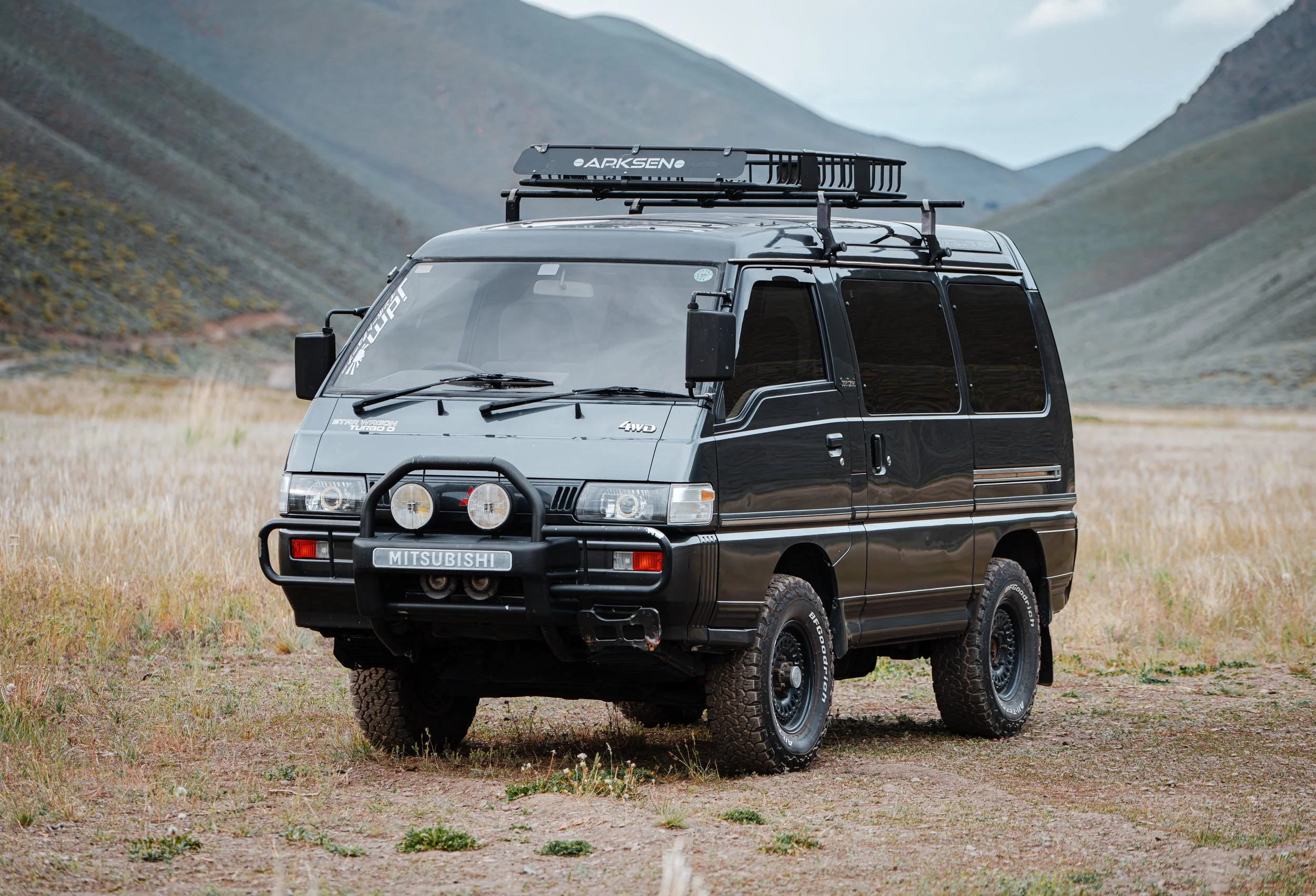 Delica Starwagon