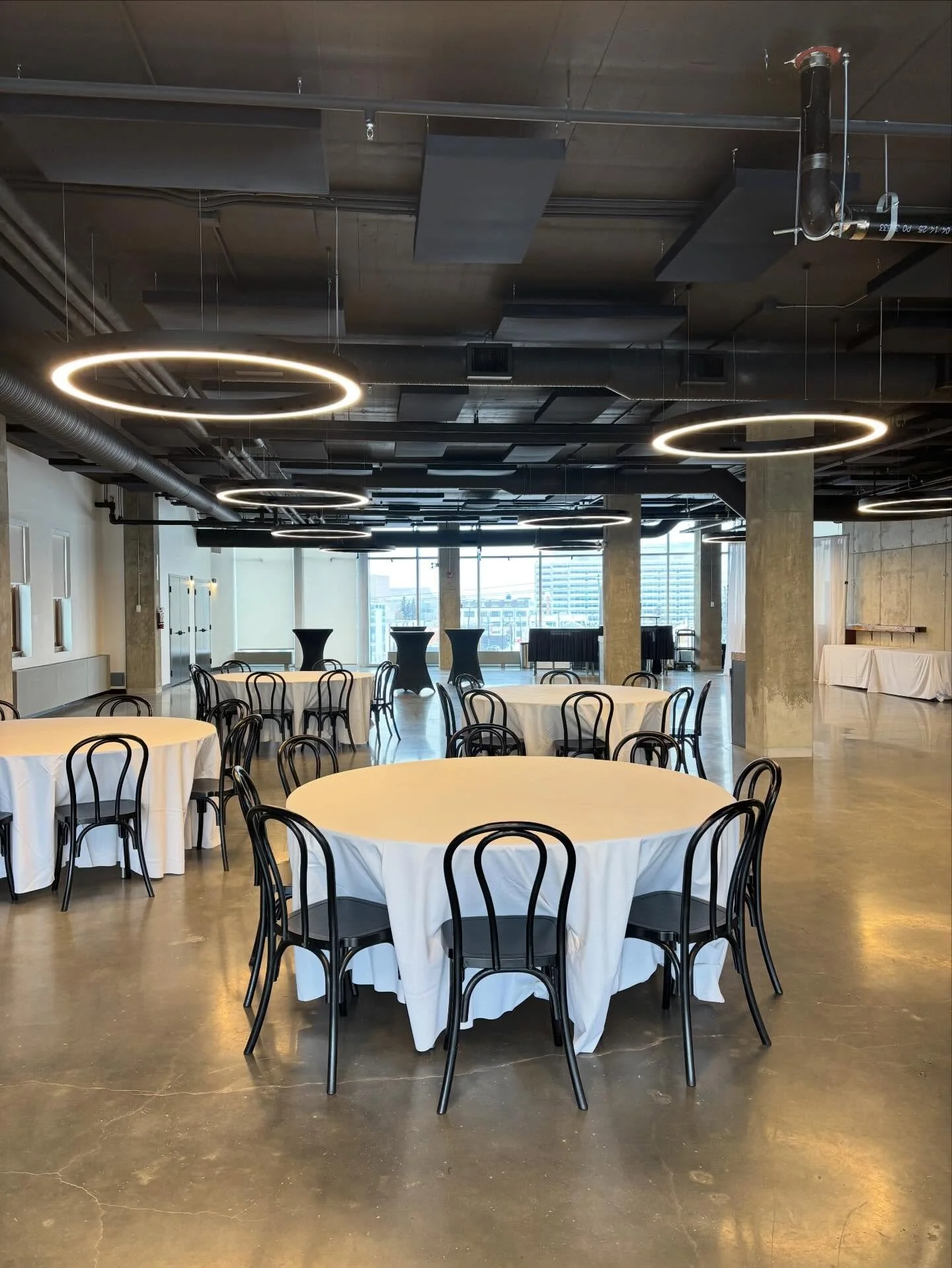 Planning something special? 🎉
Brighton Events in Edmonton features a flexible layout space perfect for your next gathering.
📍 Book your tour now and bring your vision to life!

#brightoneventsyeg #EdmontonEvents #eventspaceyeg #YEGEvents #EventVenu