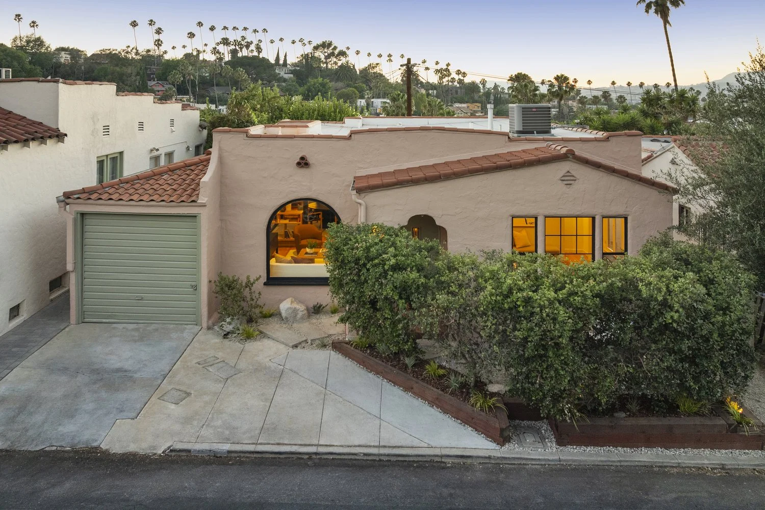 1415 Murray Dr.