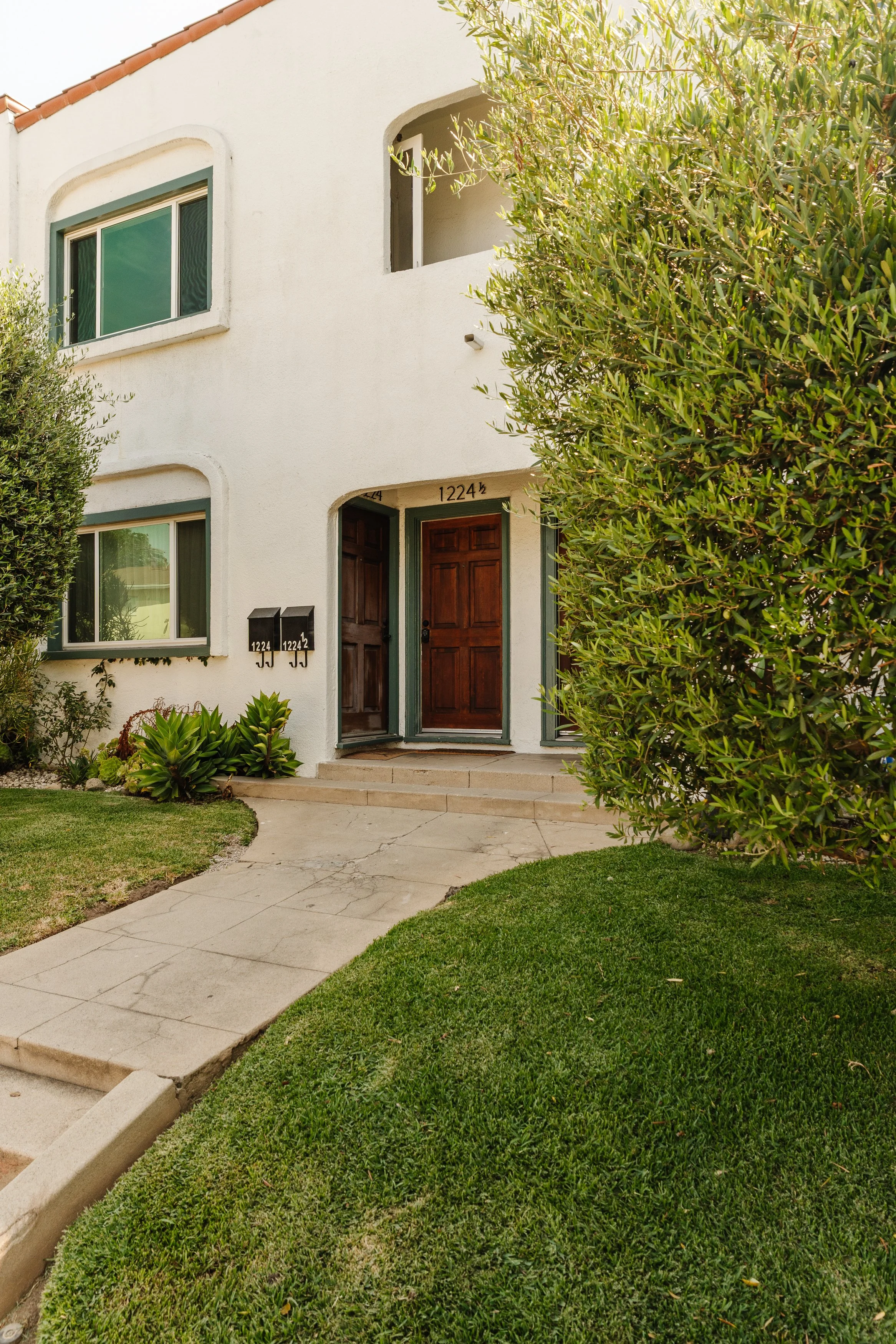 1224 N Hoover-80-80.jpg