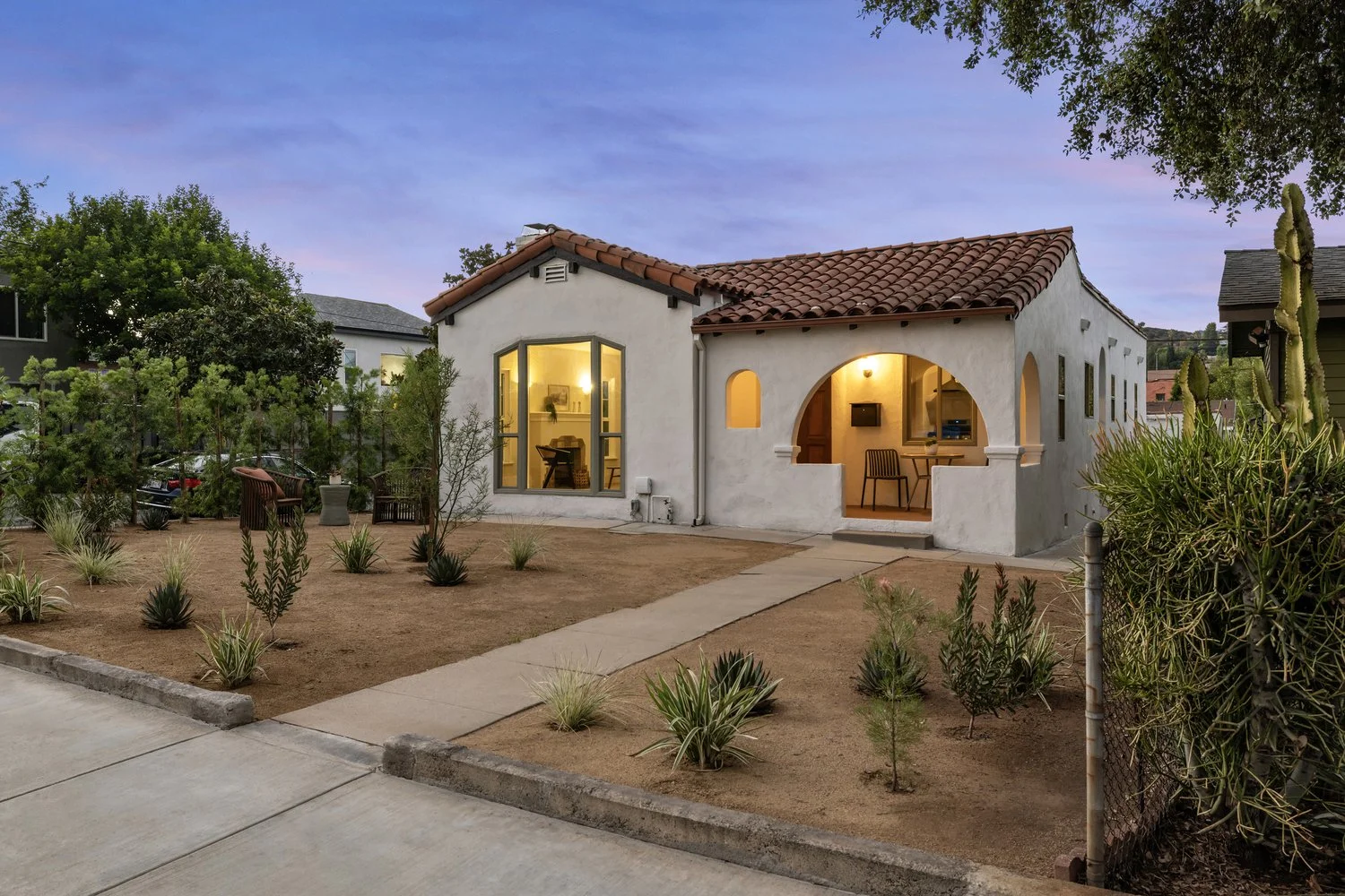 5001 Buchanan 