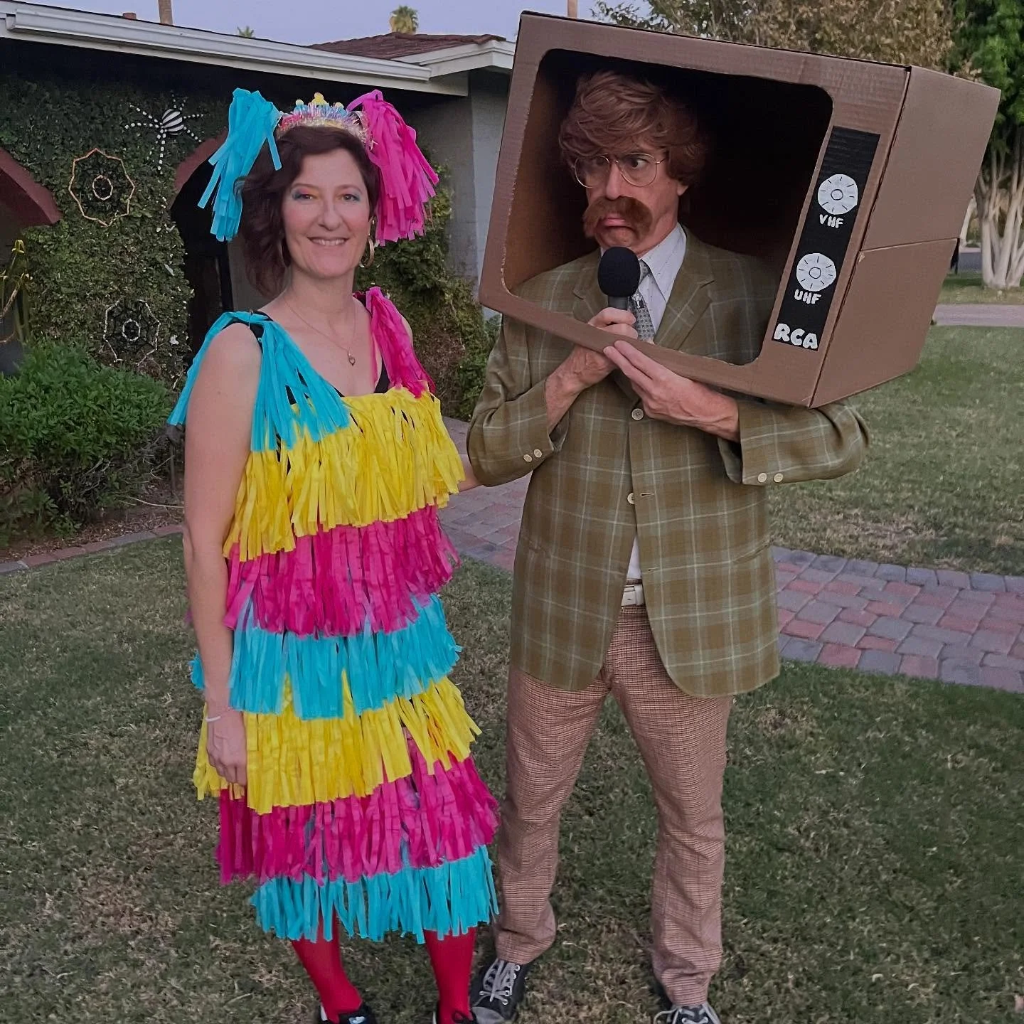 🎃Happy Halloween!!! 🎃 Are you dressing up today? What&rsquo;s your favorite costume you&rsquo;ve ever worn? 👻