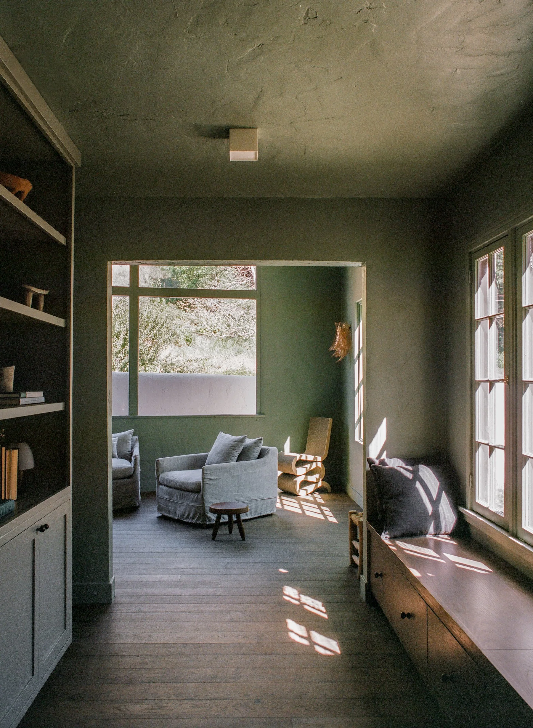 CANYON: Beachwood Canyon