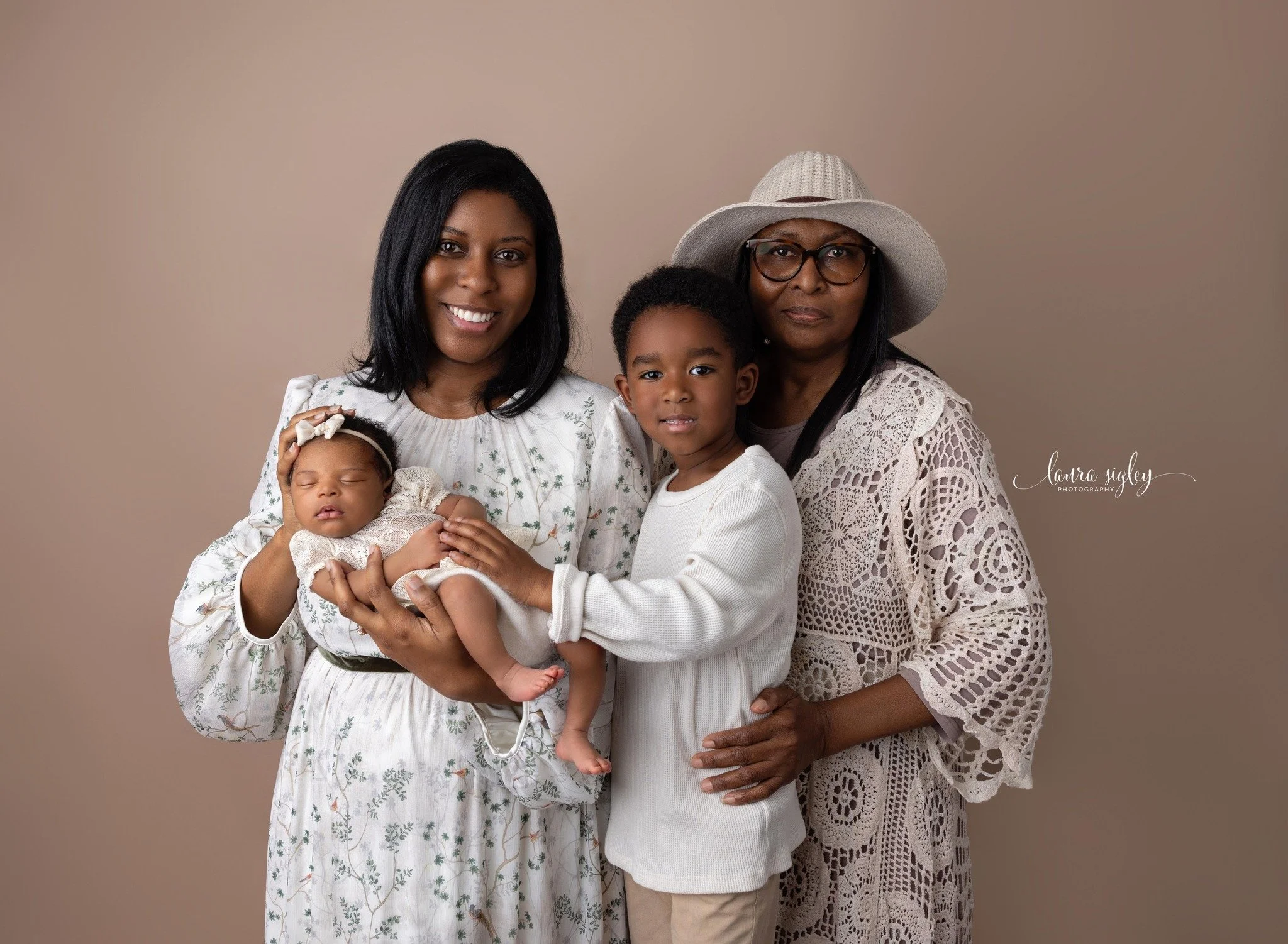 Like I&rsquo;ve mentioned in the past, there is something truly timeless about including grandparents in a session. This family chose to bring Grandma along, and it added so much warmth and meaning to their images.

These multi-generational photos be