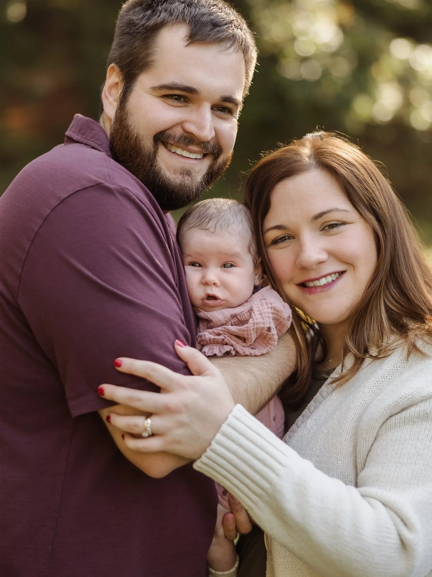 This squishy little love was an absolute trooper for her very first photoshoot! 🎉📸

#blinkphotographynh #mafamilyphotographer #nhfamilyphotographer #plaistownh #haverhillma