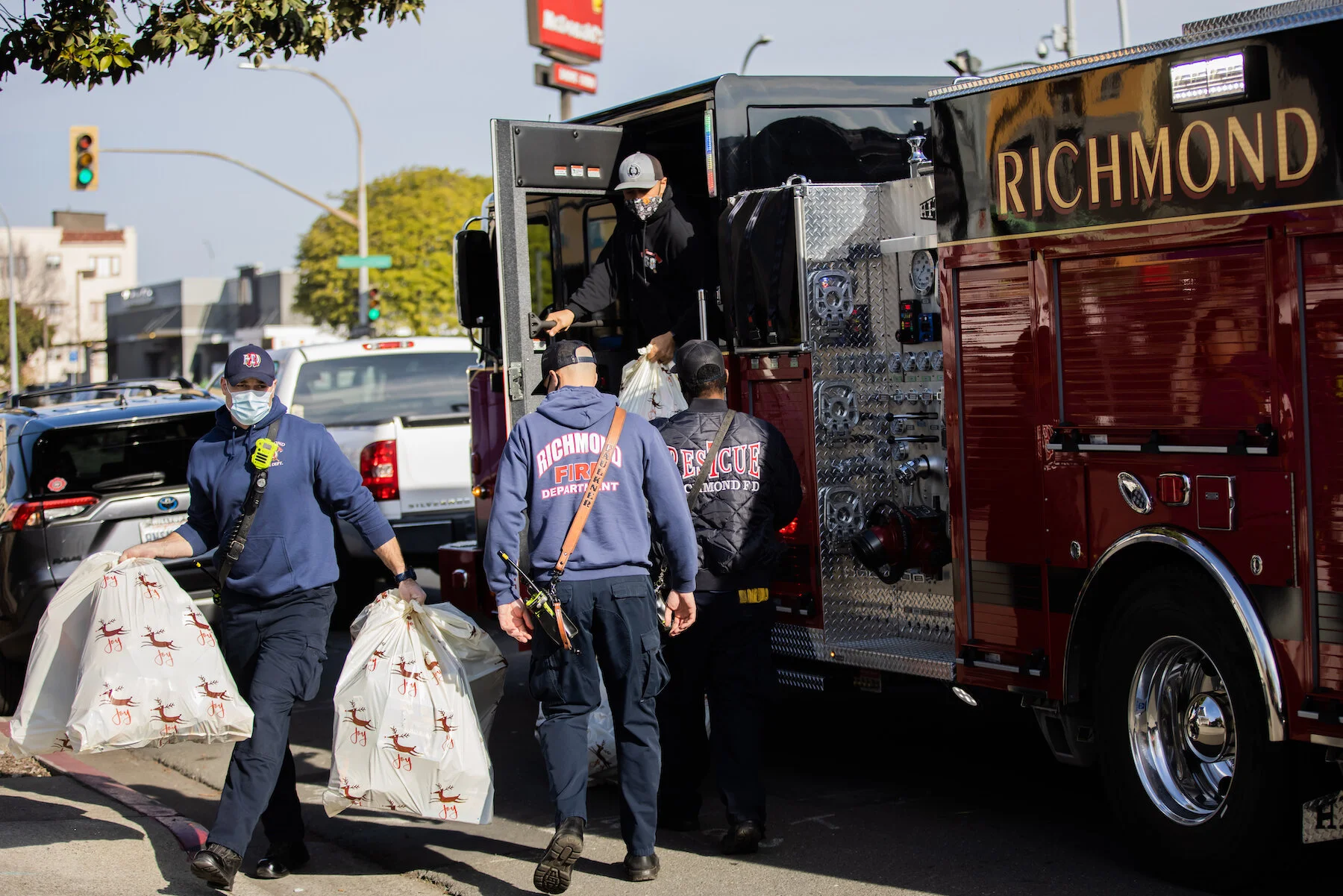 Richmond Xmas Toy Giveaway (12.24.20) - Reya Photography-47.jpg