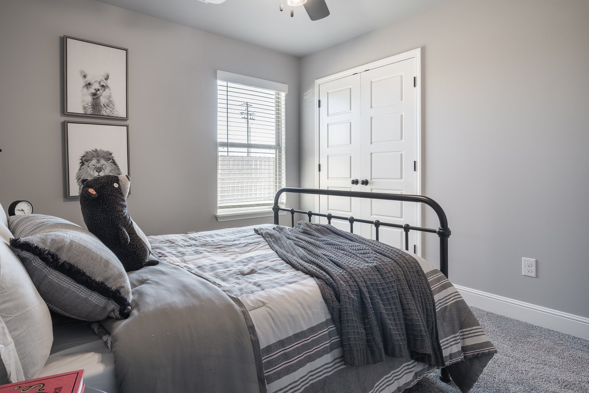 2401 Armstrong Ln-19.jpg
