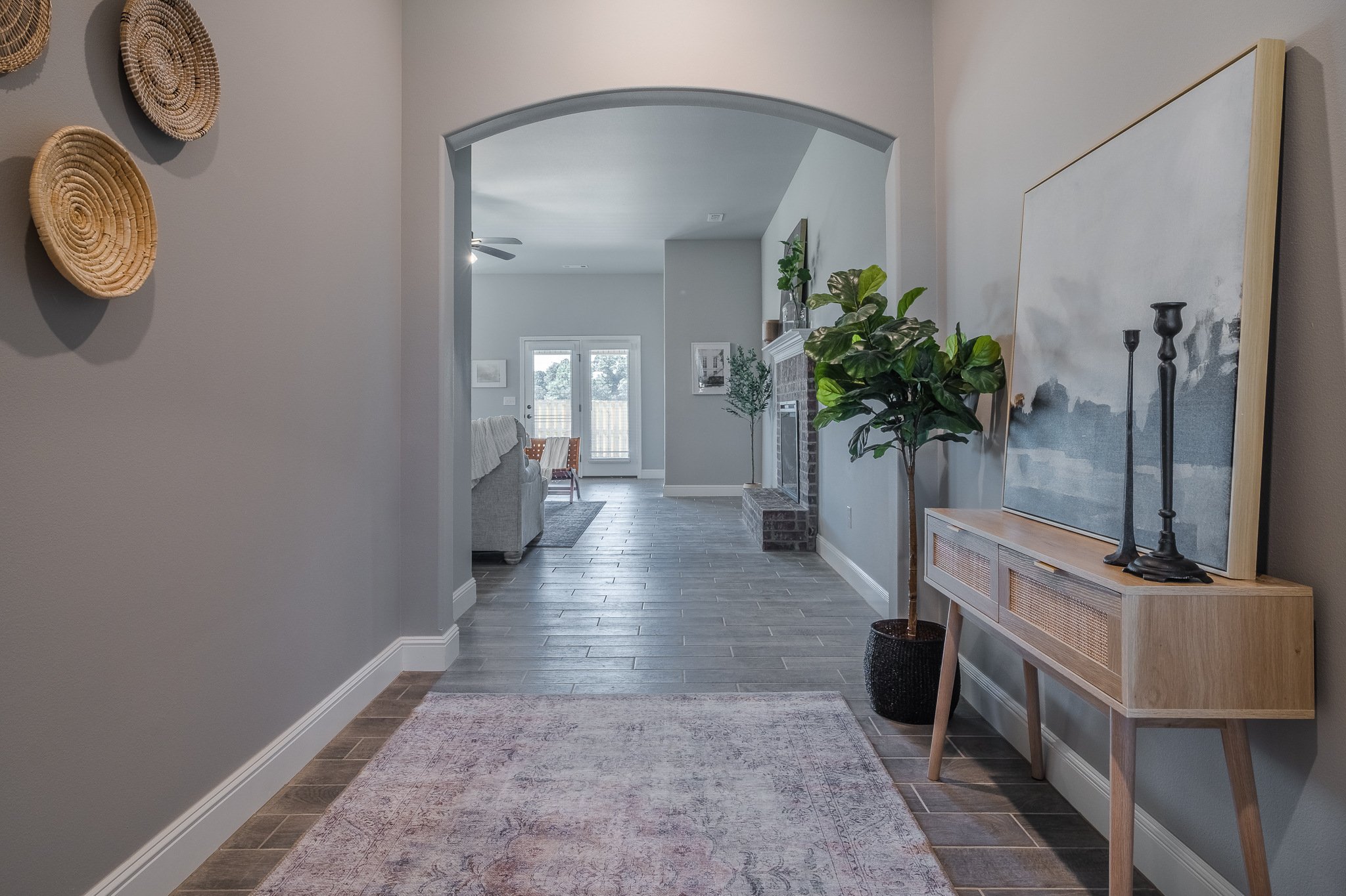 2401 Armstrong Ln-4.jpg