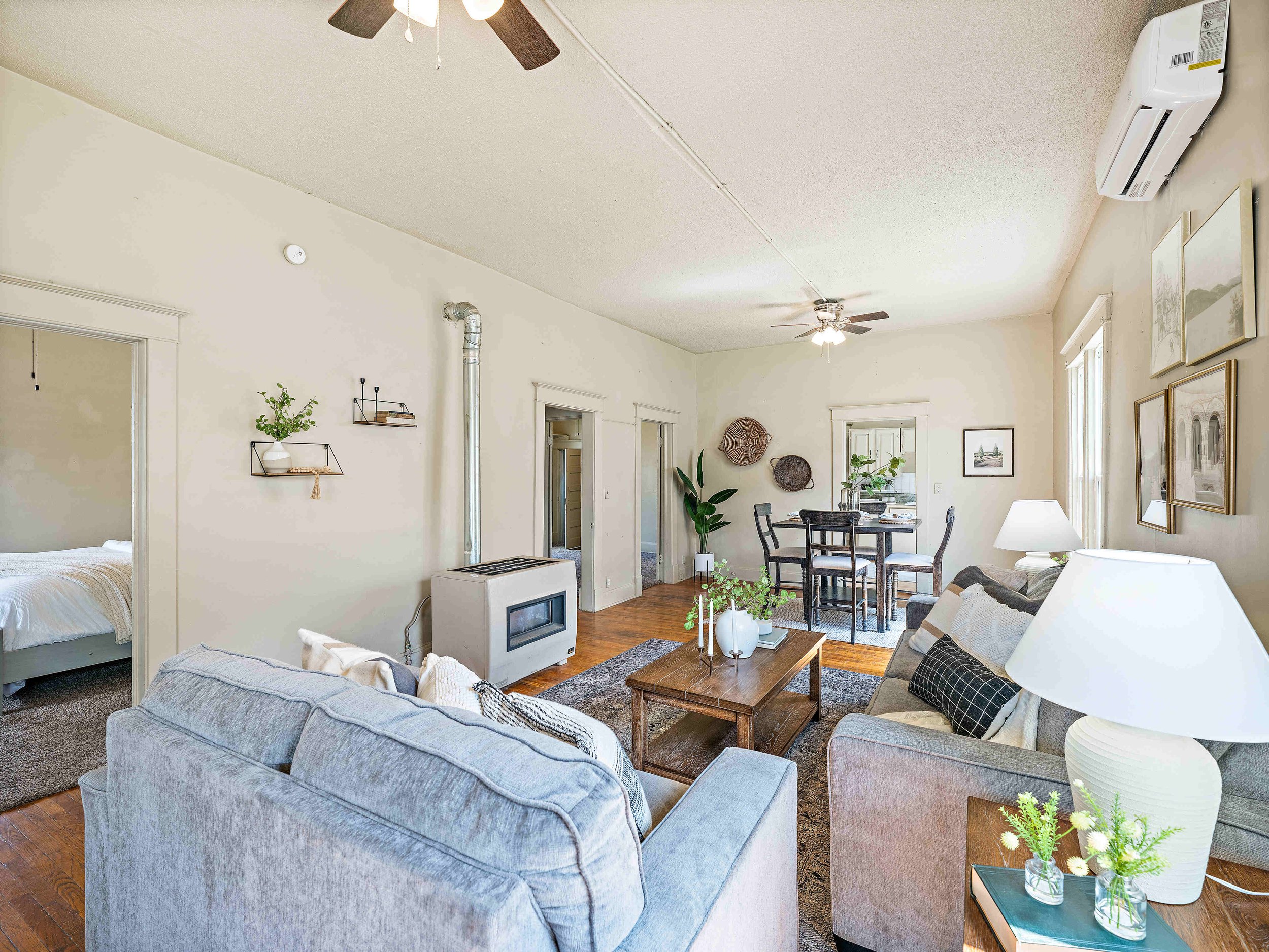Kent Blvd living room.jpg