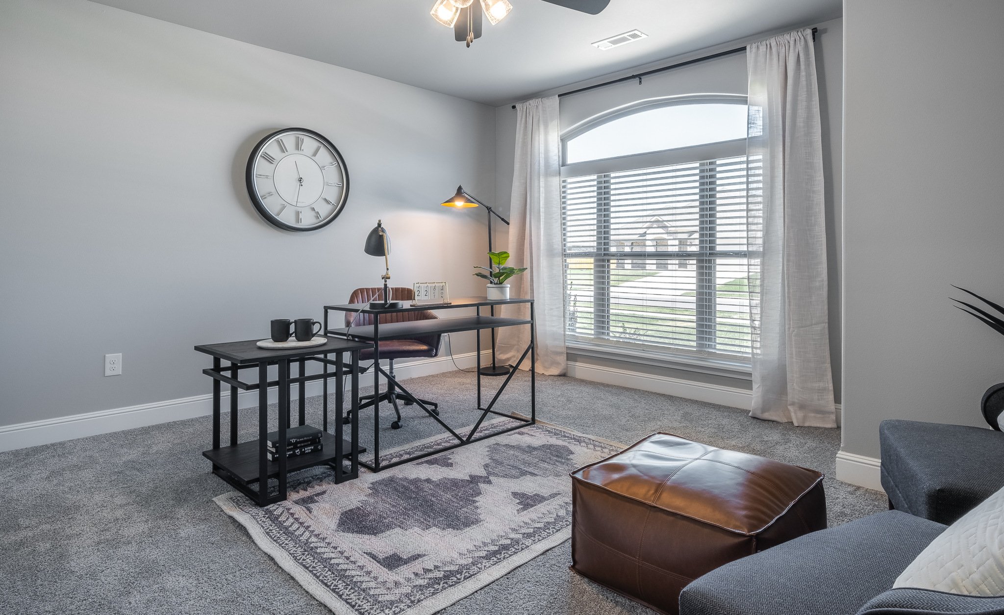 2401 Armstrong Ln-5.jpg