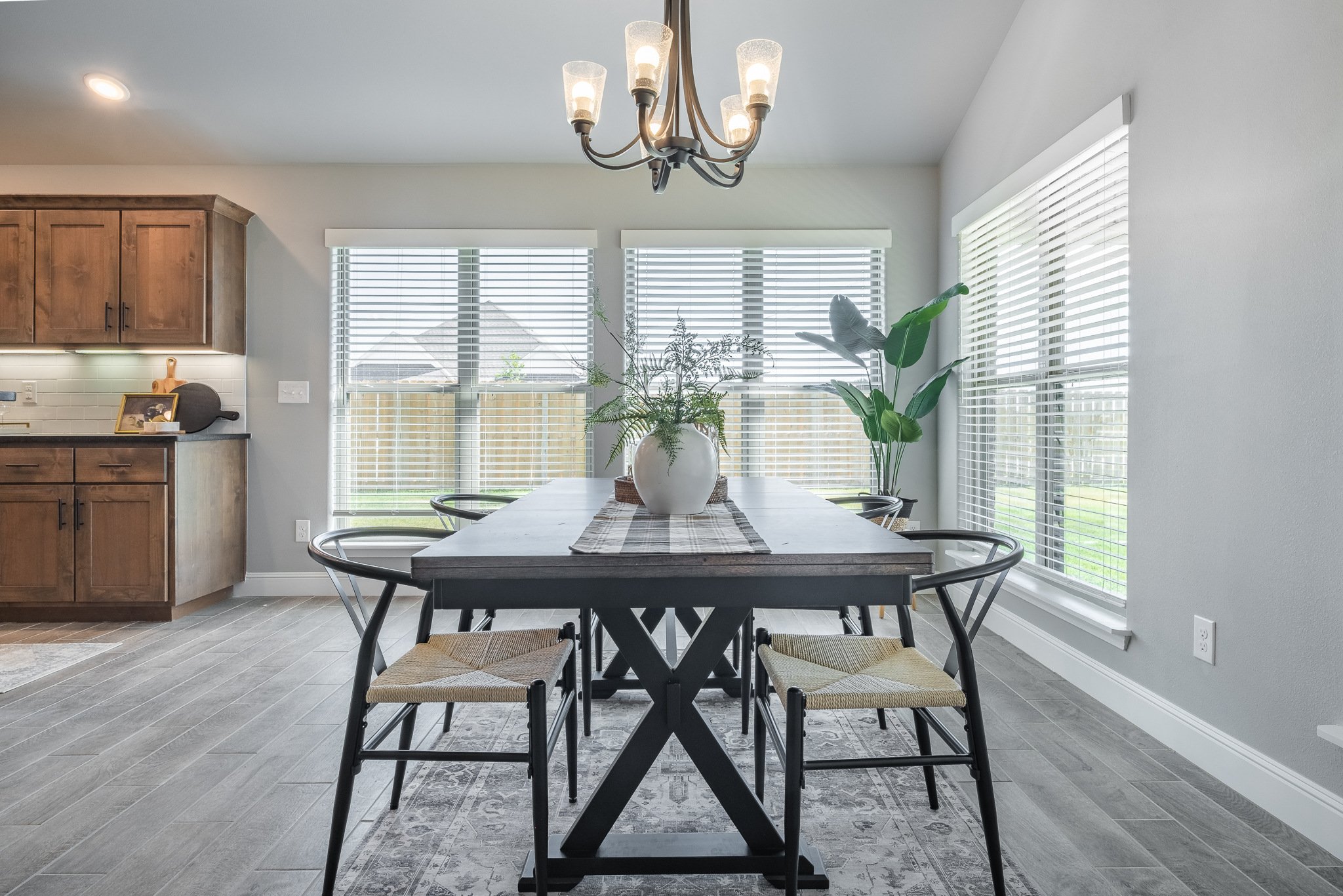 2401 Armstrong Ln-12.jpg