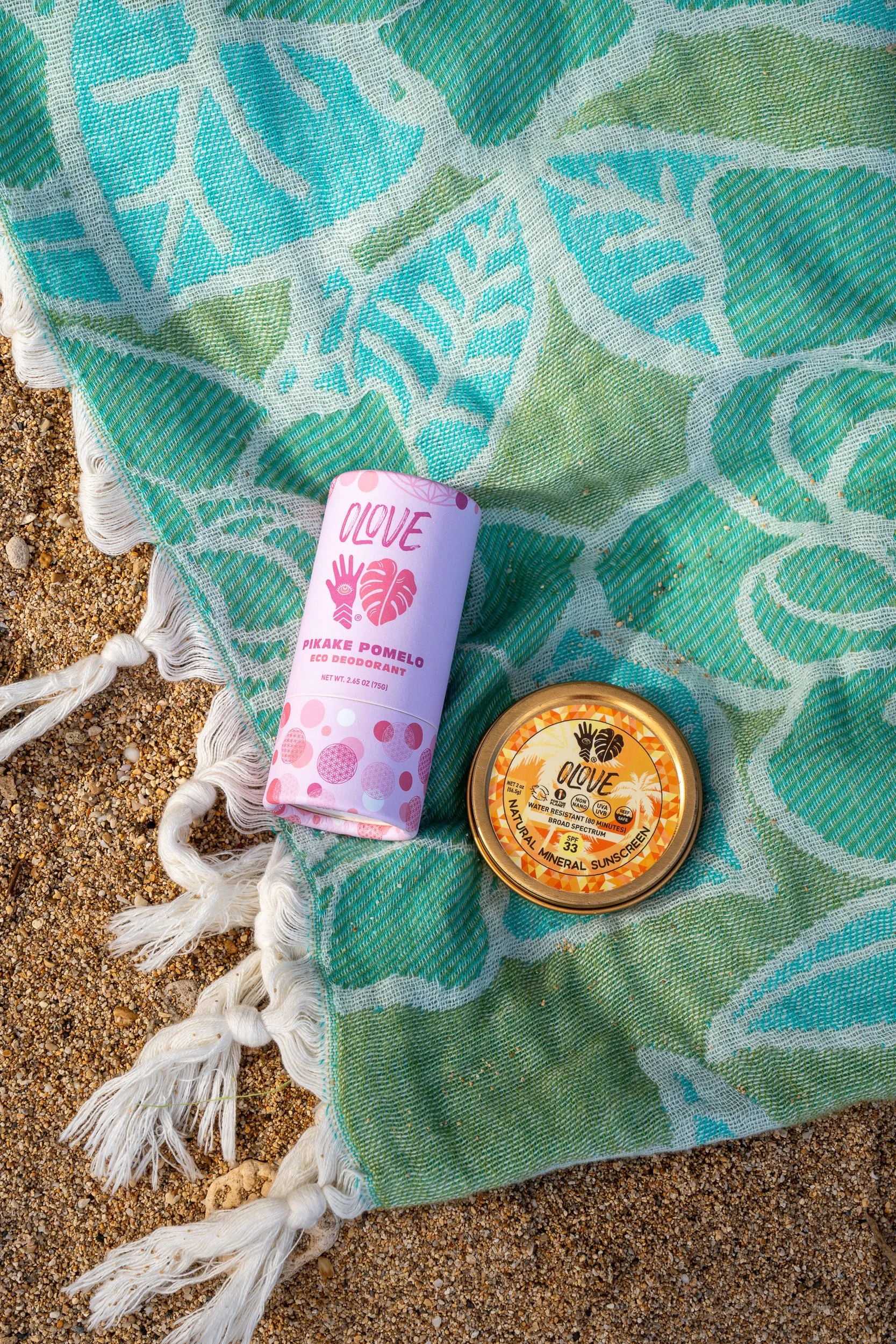 olove-clean-skincare-lifestyle-campaign-product-flatlay-beach-towel-ashgerlcreative-13.jpg