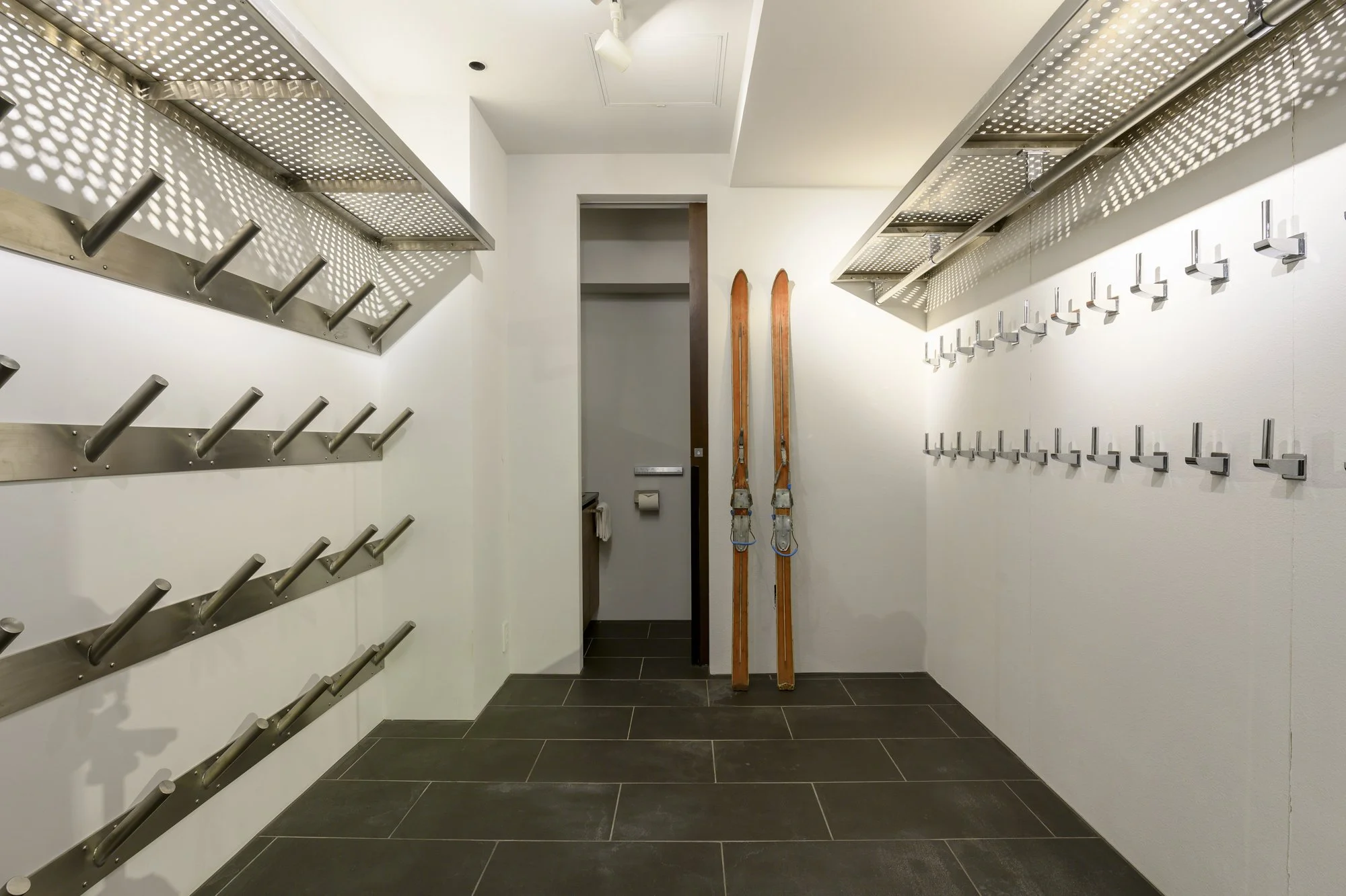 Sekka Sekka 5 Bedroom Chalet_14_Ski Storage Room.jpg