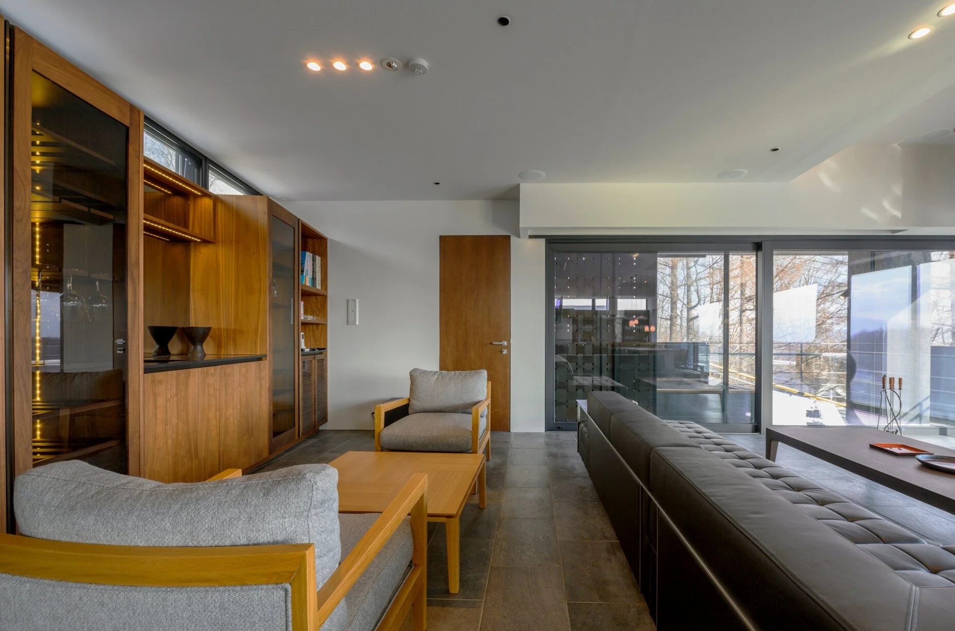 Sekka Sekka 5 Bedroom Chalet_04_Living Room and Kitchen-4FL.jpg