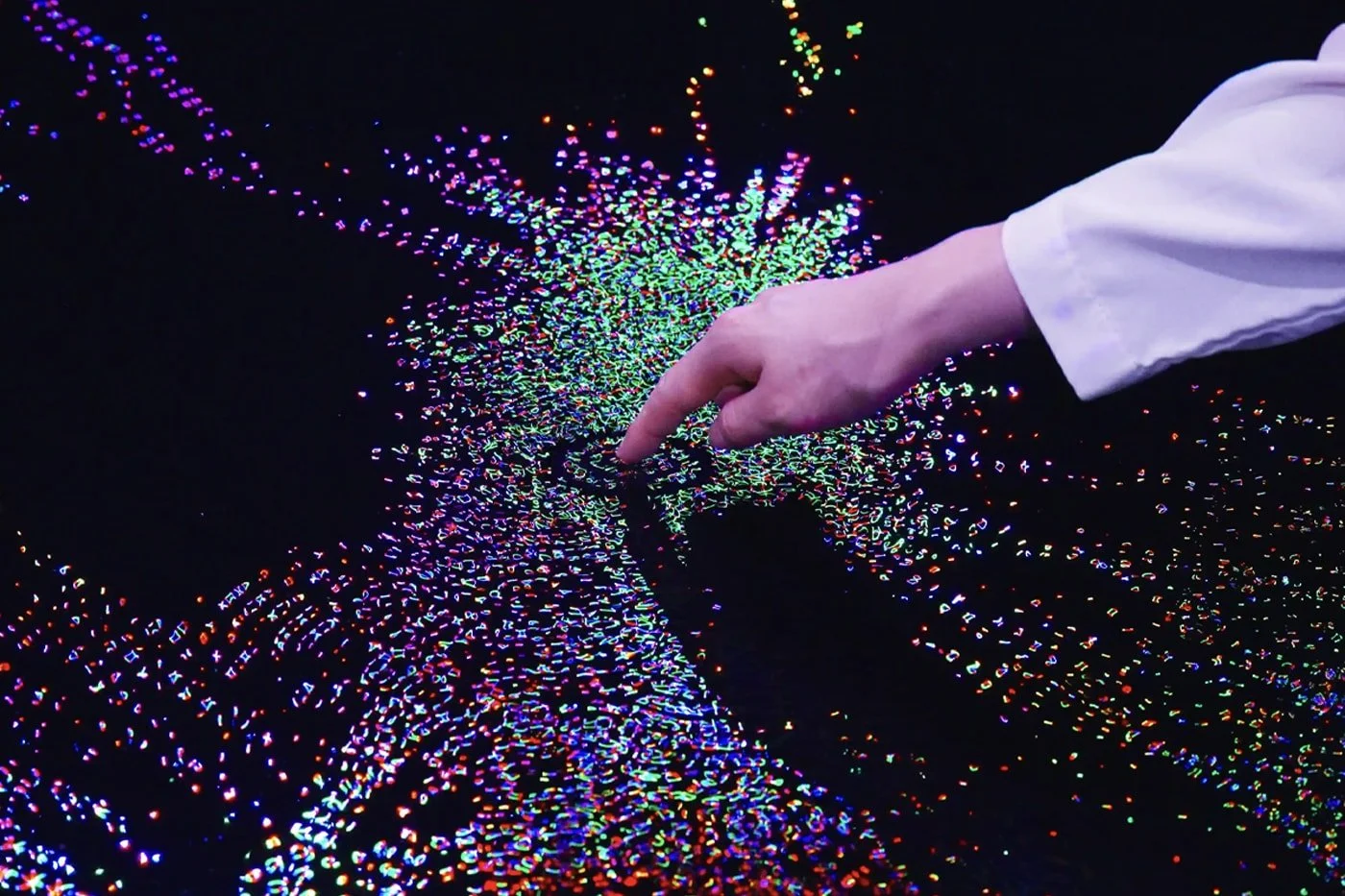 https---hypebeast.com-image-2025-05-28-Teamlab-biovortex-kyoto-fall-2025-opening-info-002.jpg