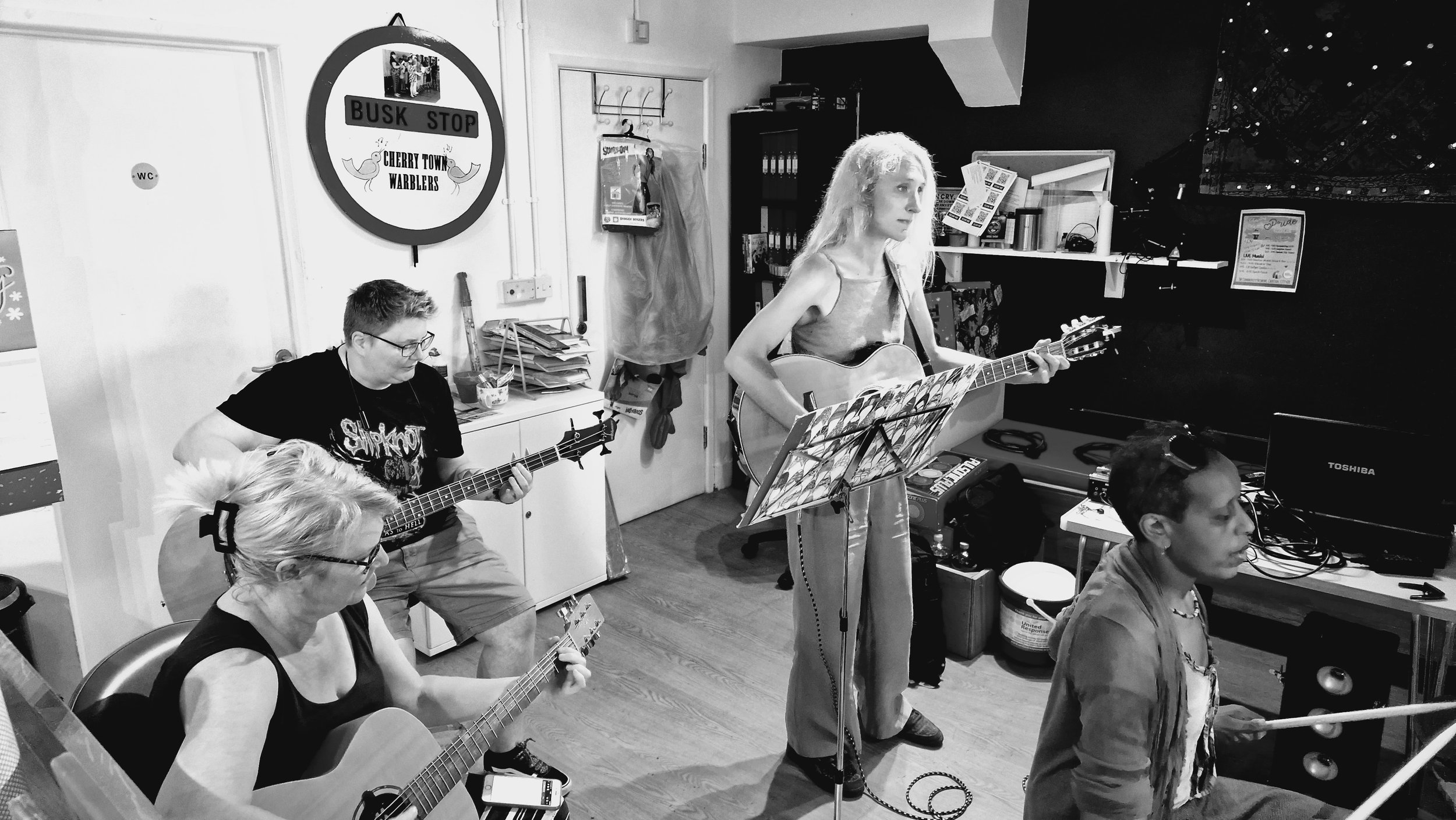Folkestone First Timers Learning Guitar