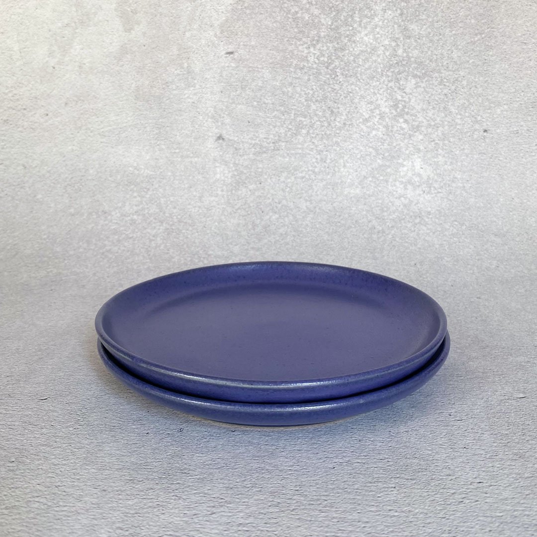 Assiette à dessert violette