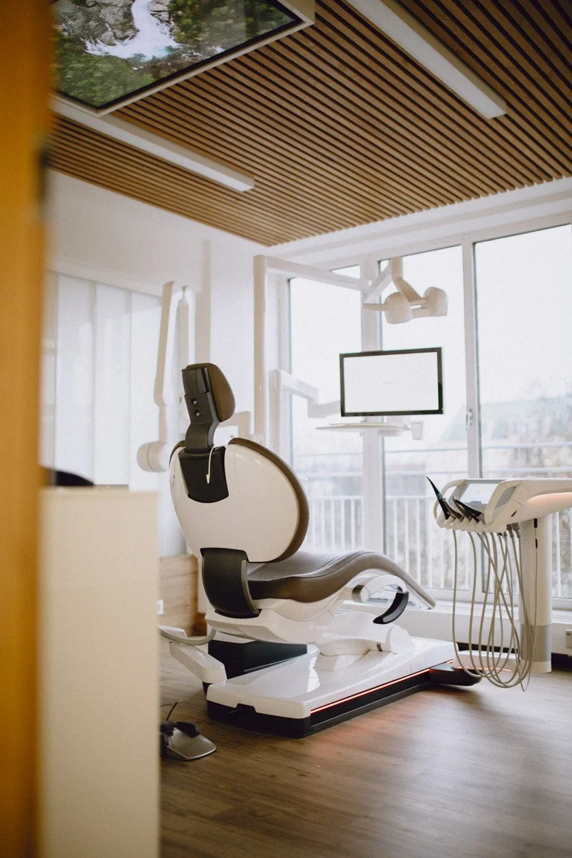 zahnarztpraxis dentique Behandlungsraum