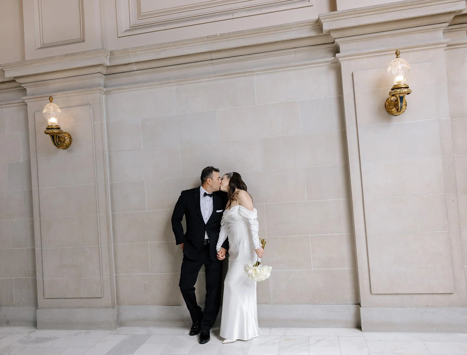 A Simple, Stress-Free City Hall Wedding Timeline